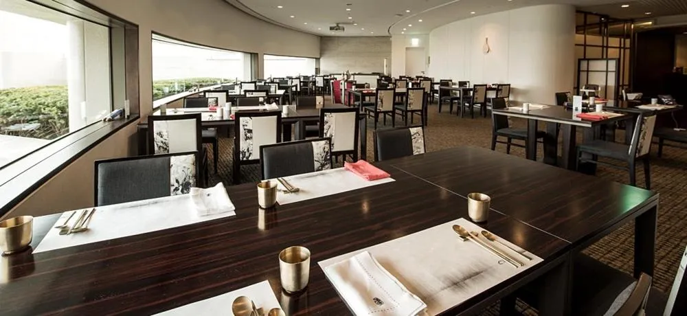 Restaurant/places to eat in Grand Walkerhill Seoul