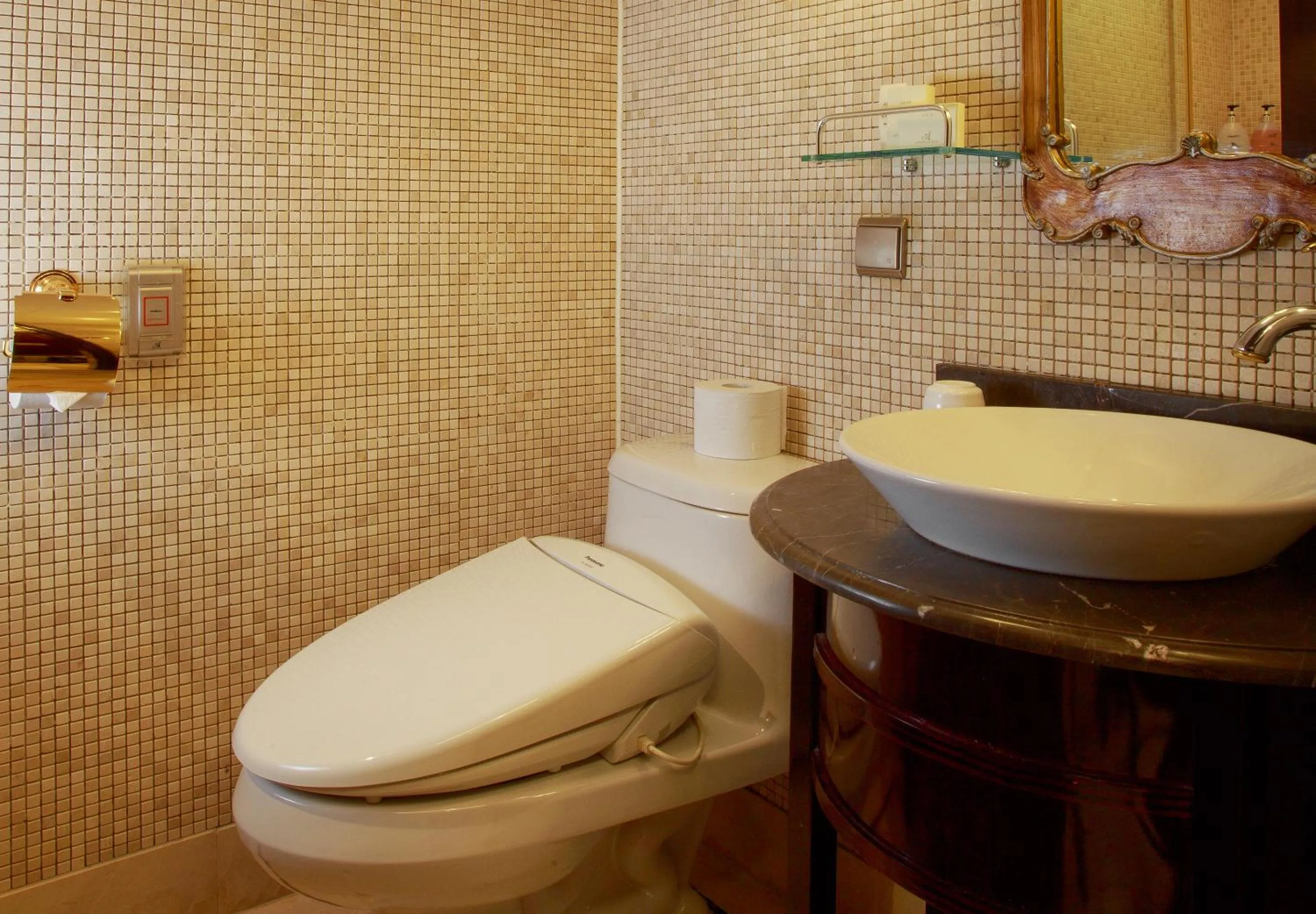 Property building in Gangnam Artnouveau City