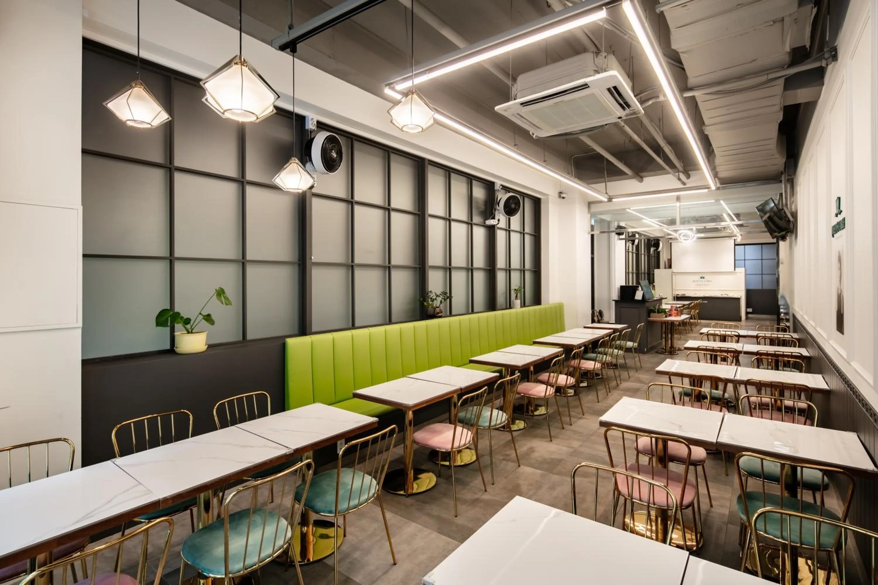 Restaurant/places to eat in Gangnam Artnouveau City