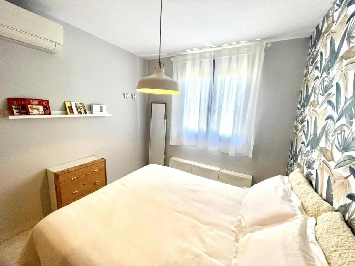 Bedroom, Bed in Calu Homes Duplex cerca playa de Huelin