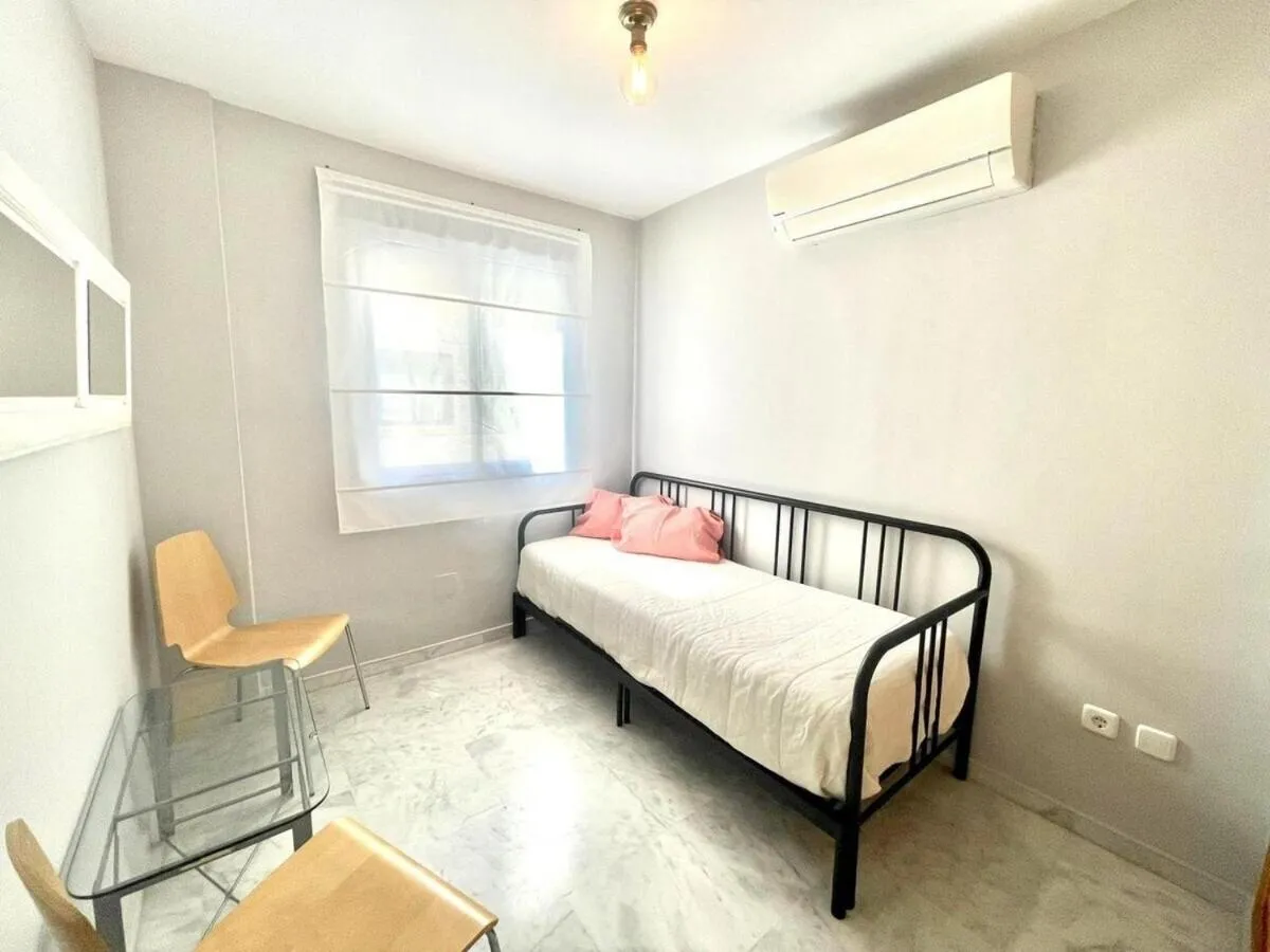 Bedroom, Bed in Calu Homes Duplex cerca playa de Huelin