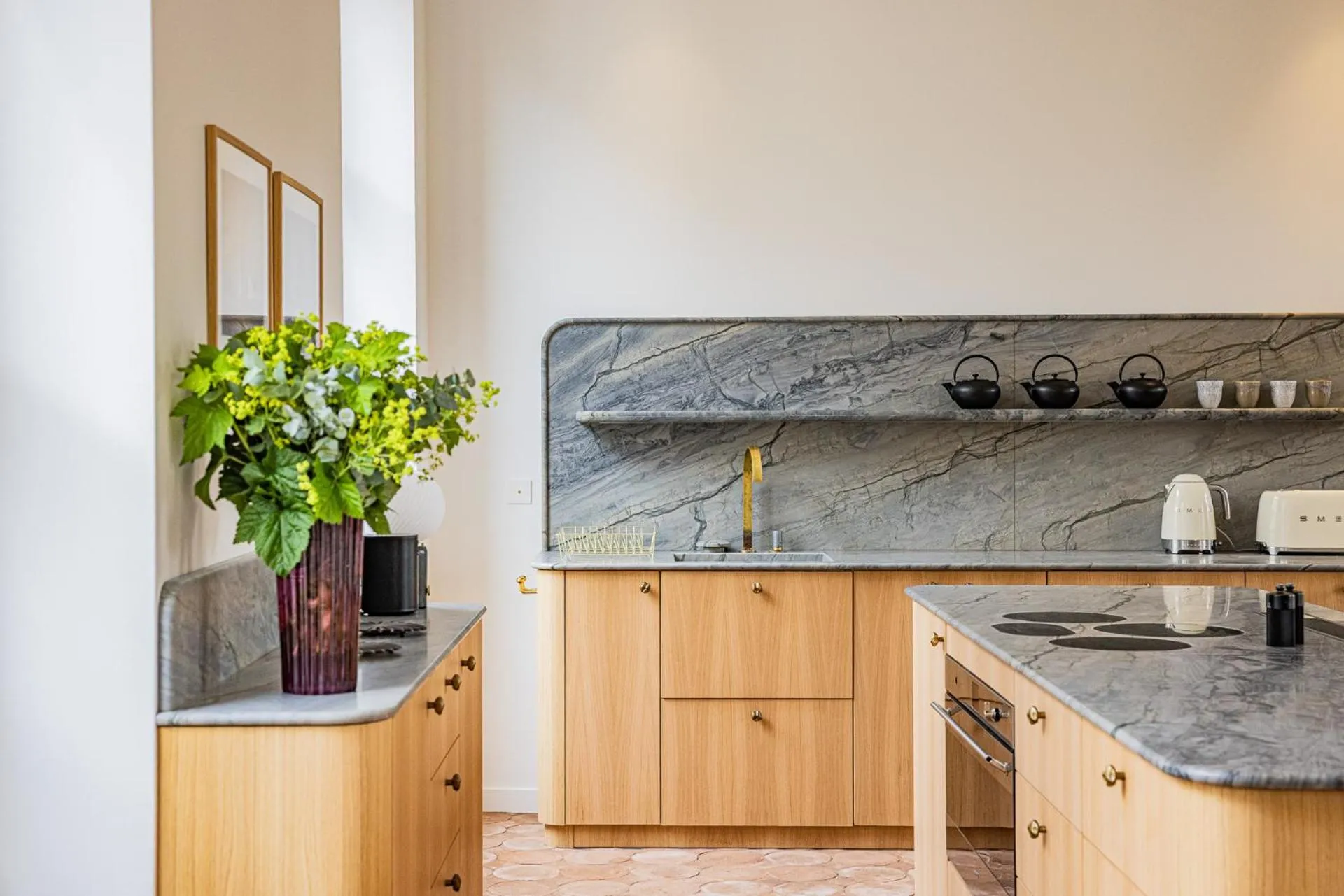 Kitchen or kitchenette in 1.75 Paris La Source