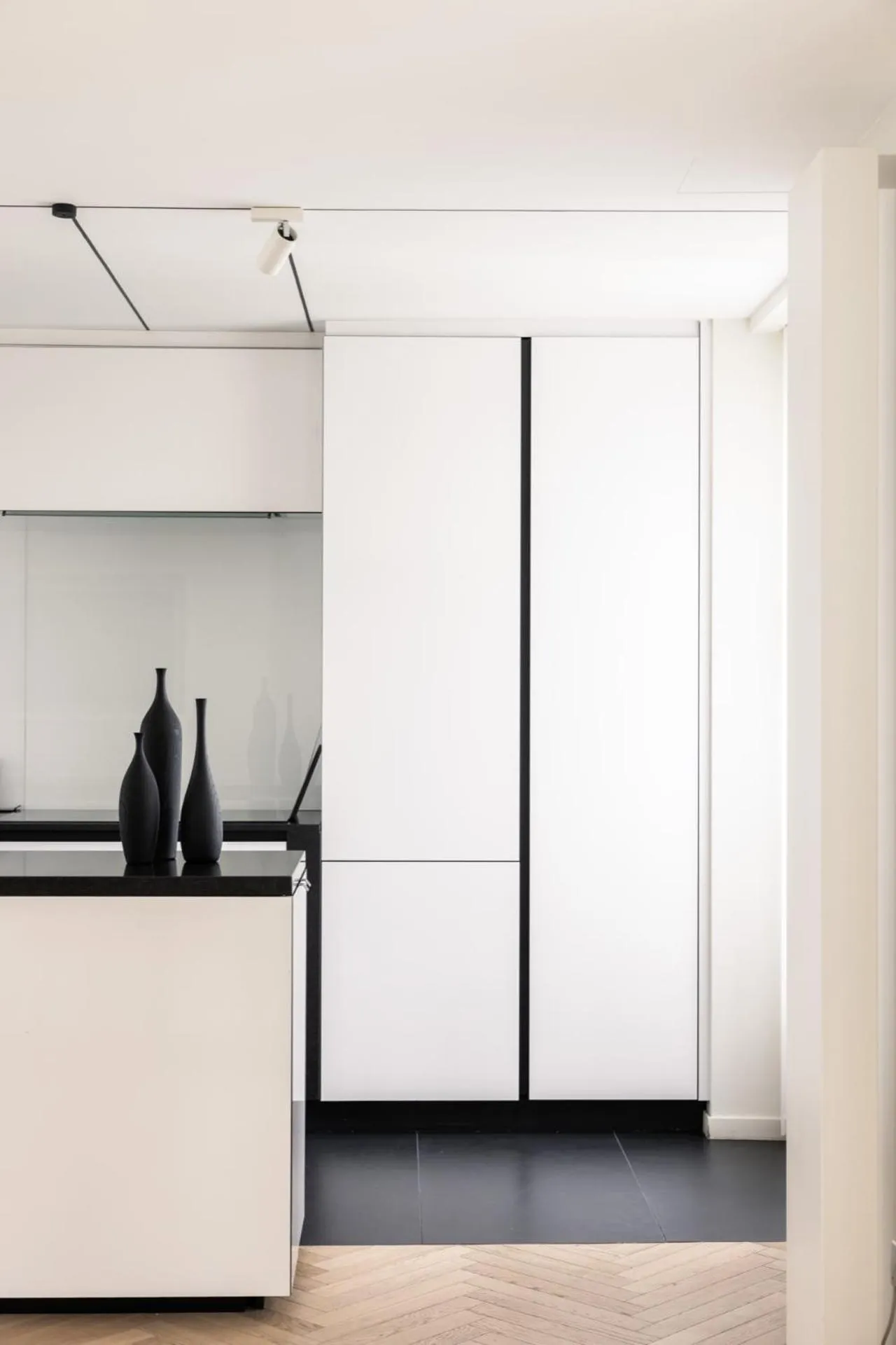 Kitchen or kitchenette in 1.75 Paris La Source