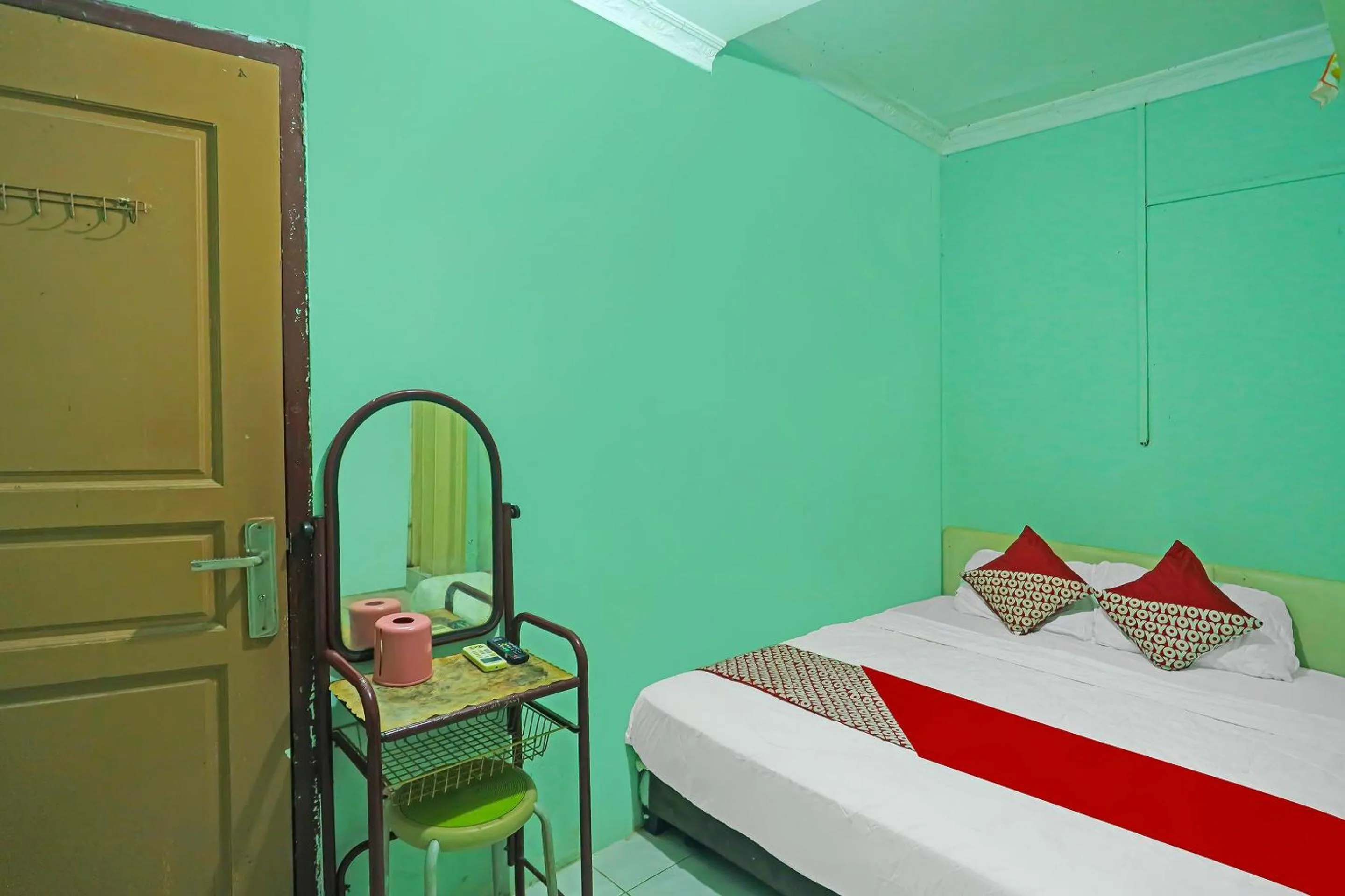 Bedroom, Bed in Hotel O Faraas Homestay Syariah