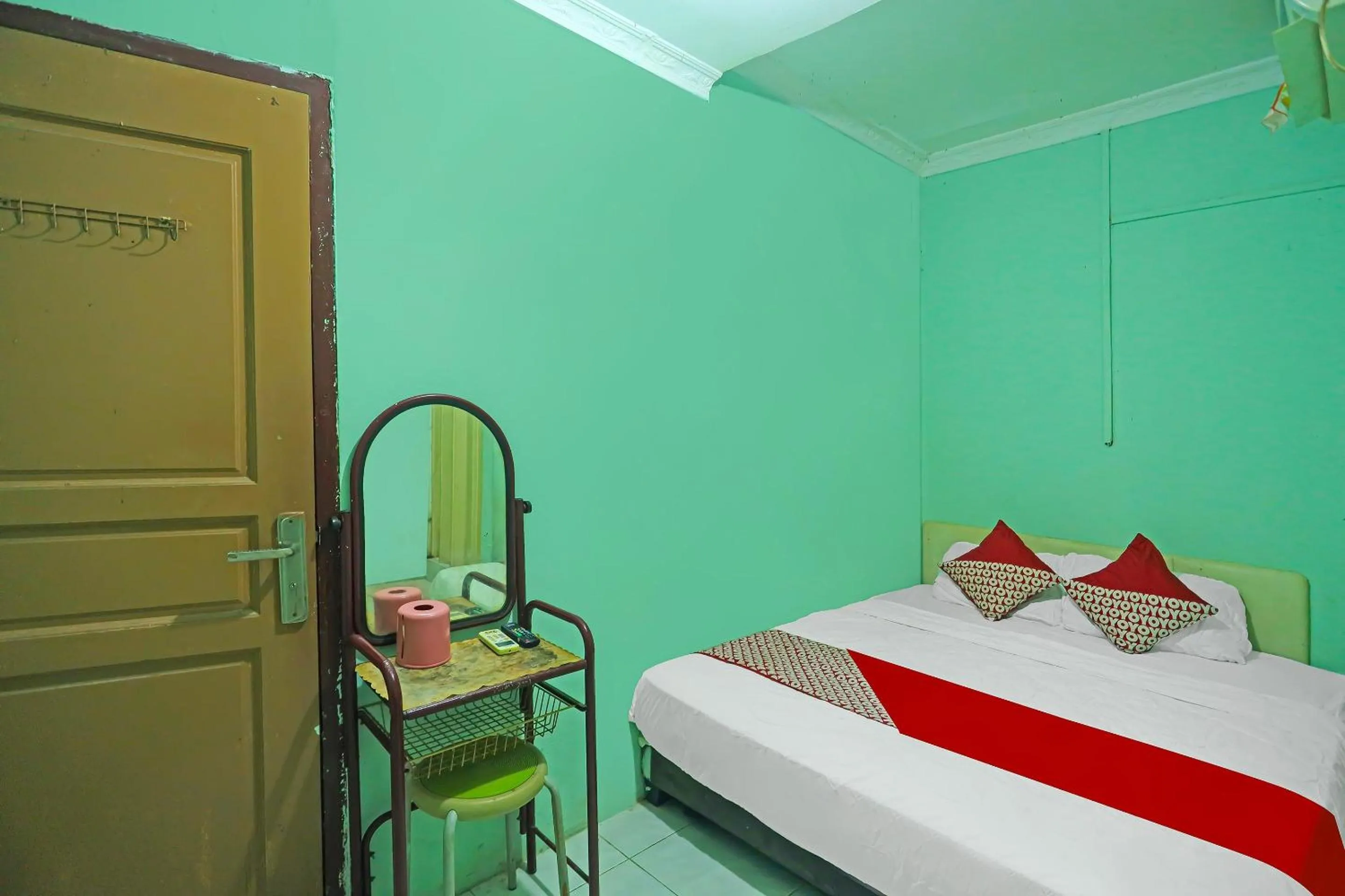 Bedroom, Bed in Hotel O Faraas Homestay Syariah