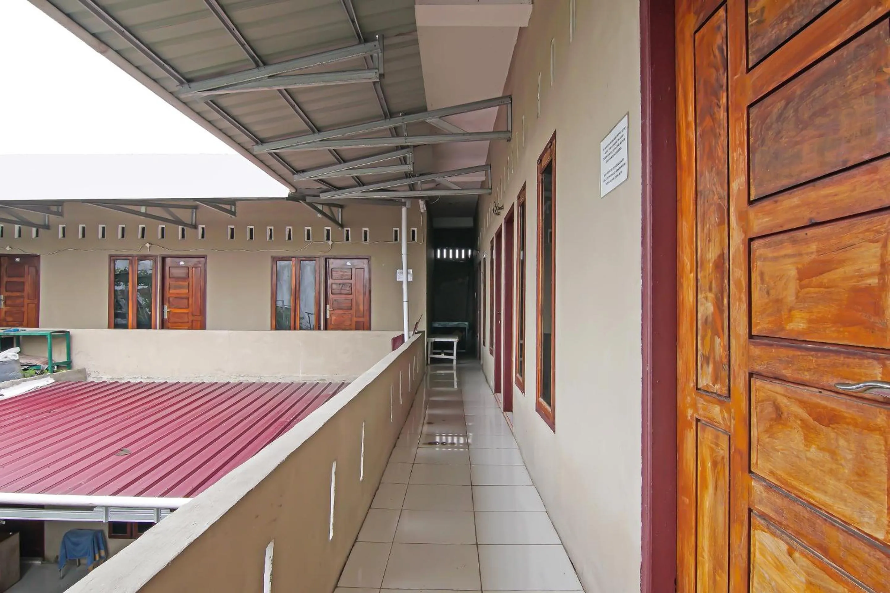 Lobby or reception in SPOT ON 92498 Fanni Homestay