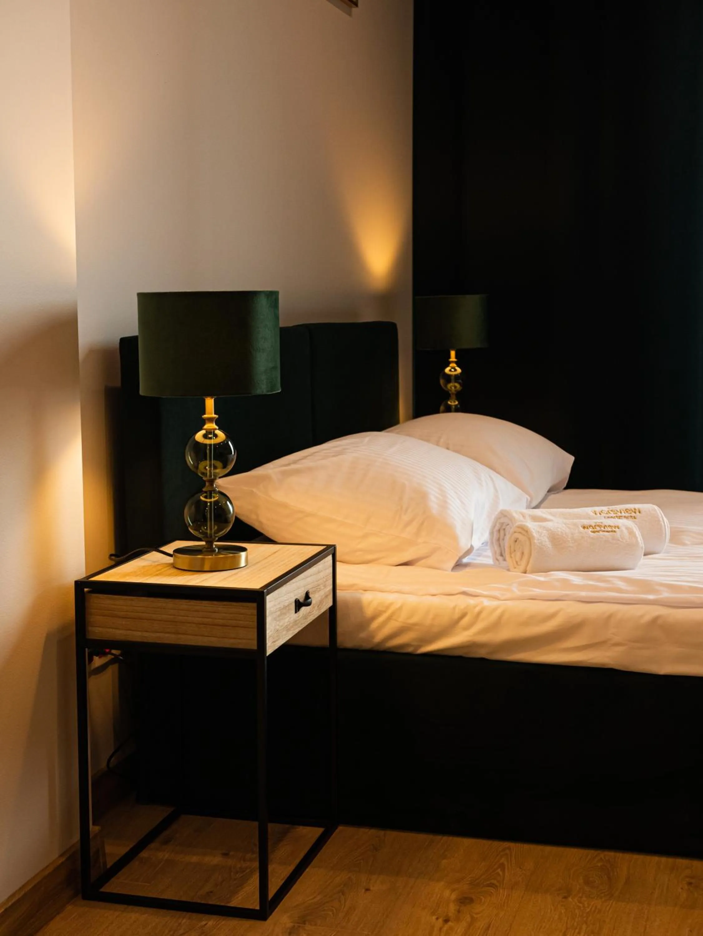 Bed in Warsview Apartments