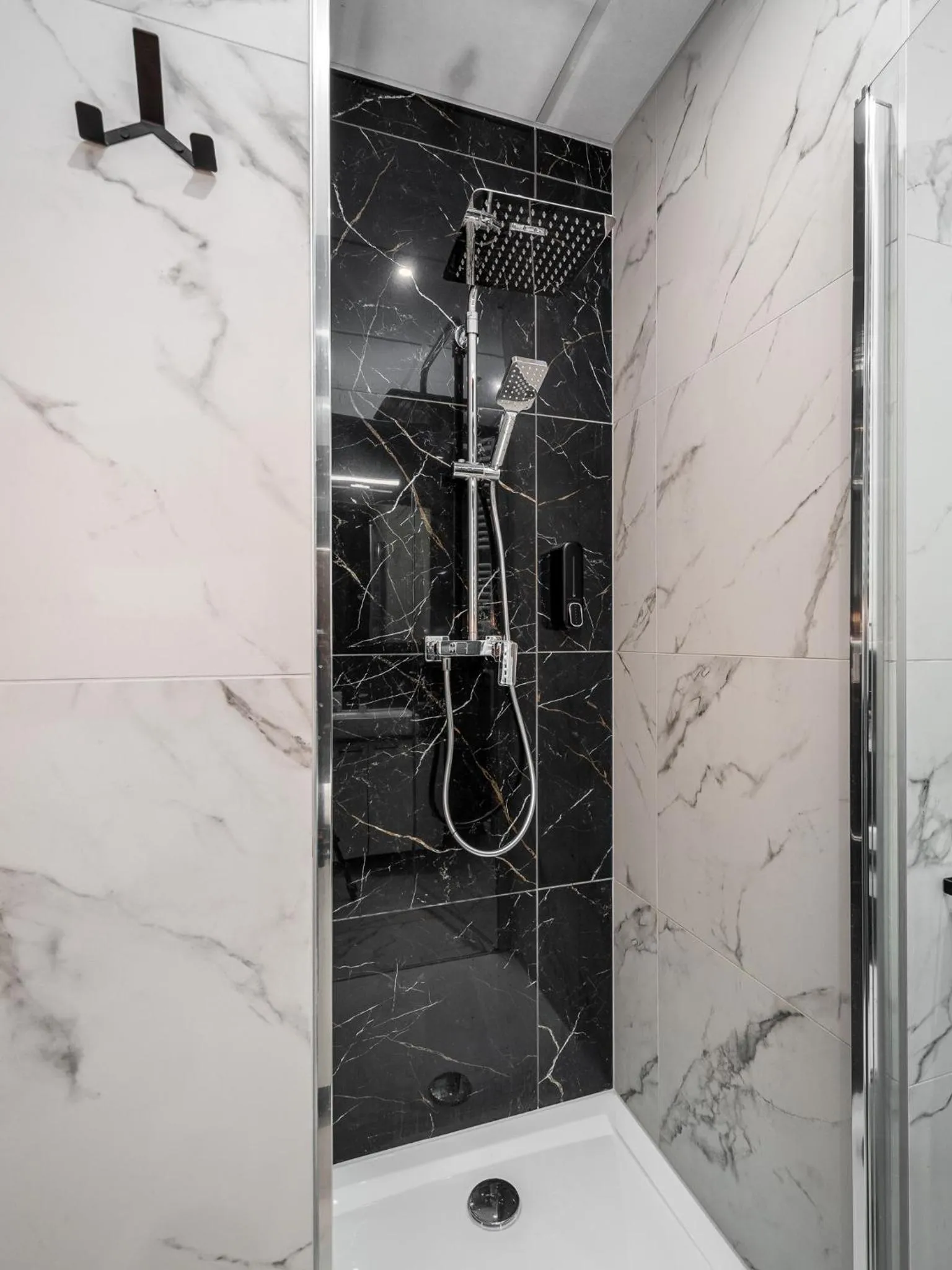 Shower in Warsview Apartments
