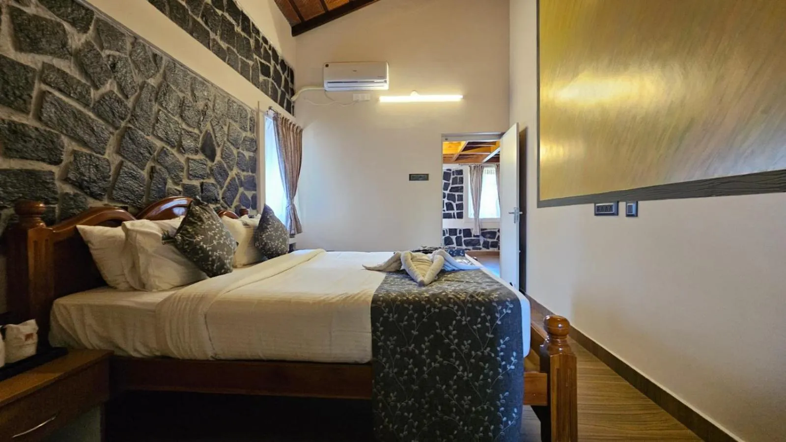 Bedroom in Le Yercaud