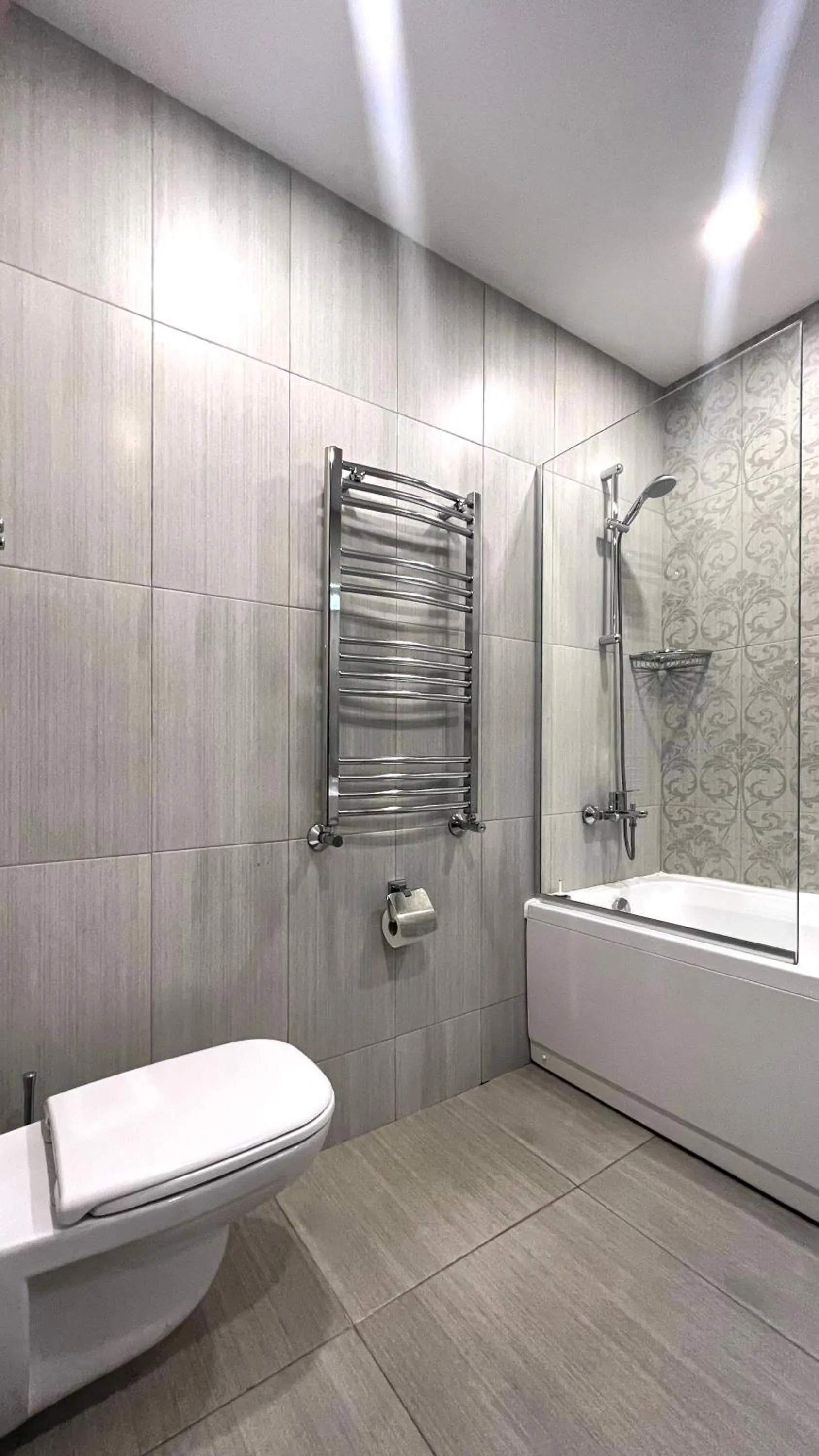 Shower, Bathroom in Marmenio Hotel