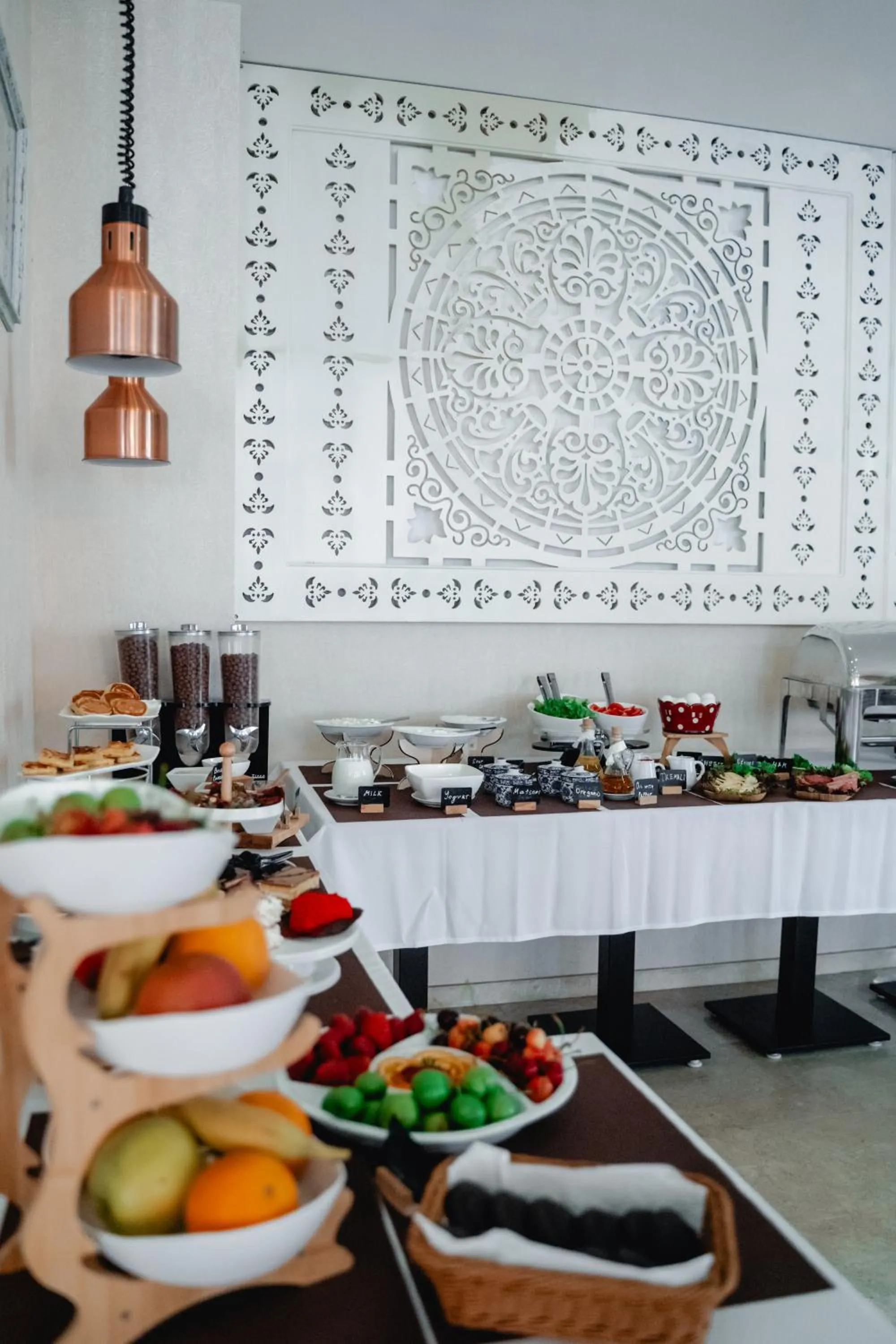 Restaurant/places to eat in Sota Metekhi Hotel Tbilisi