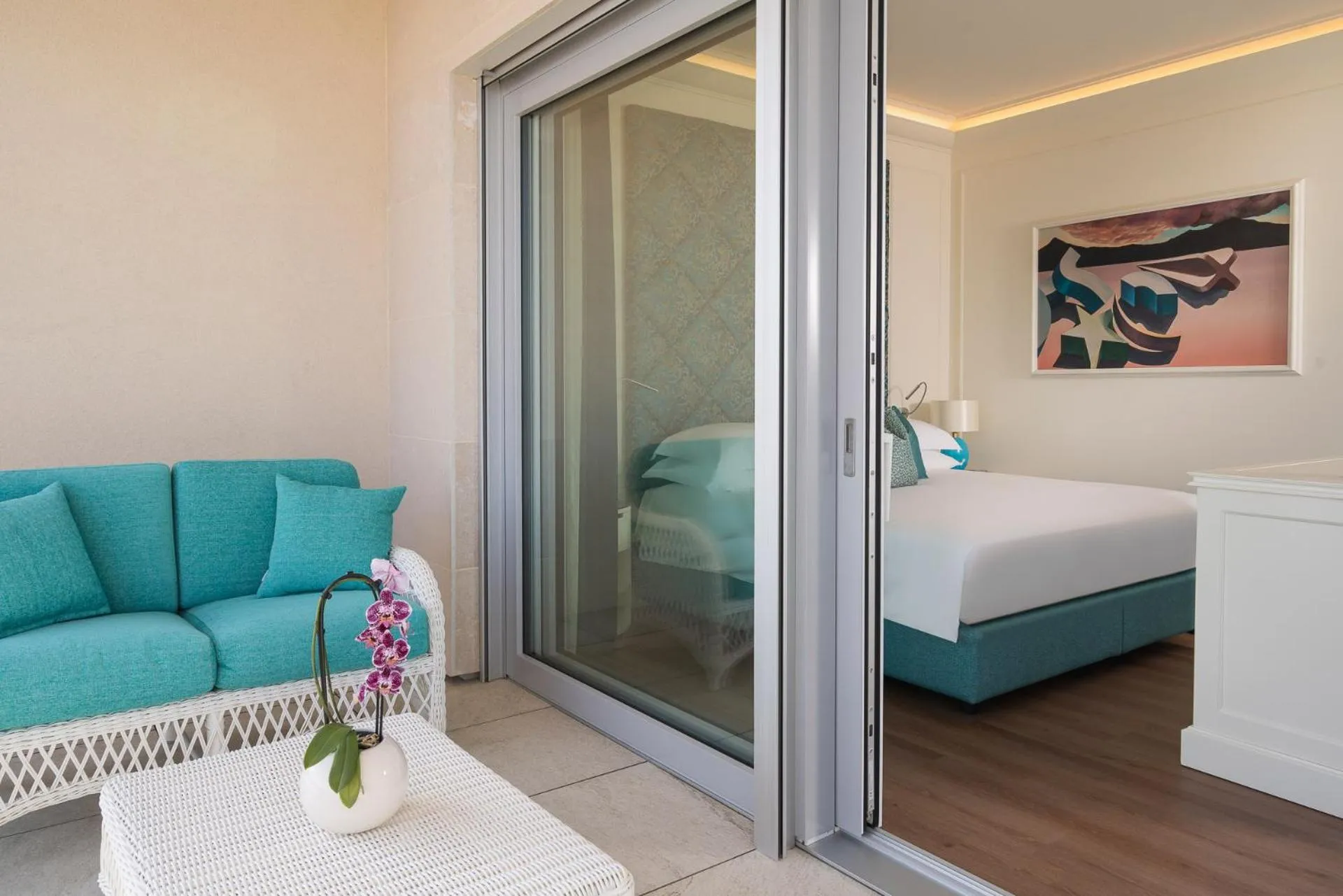 Riviera Resort Hotel
