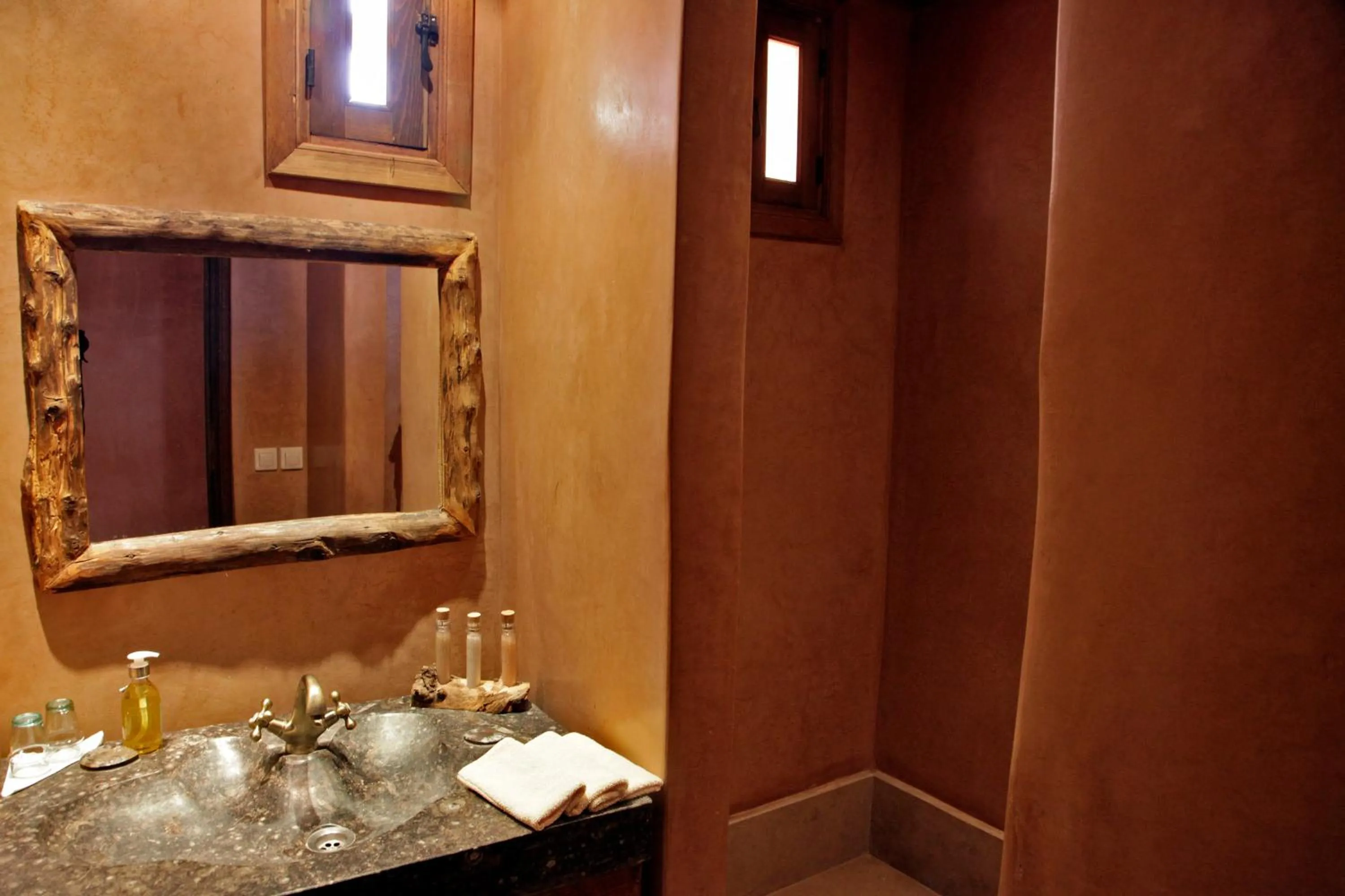 Bathroom in Terres d'Amanar