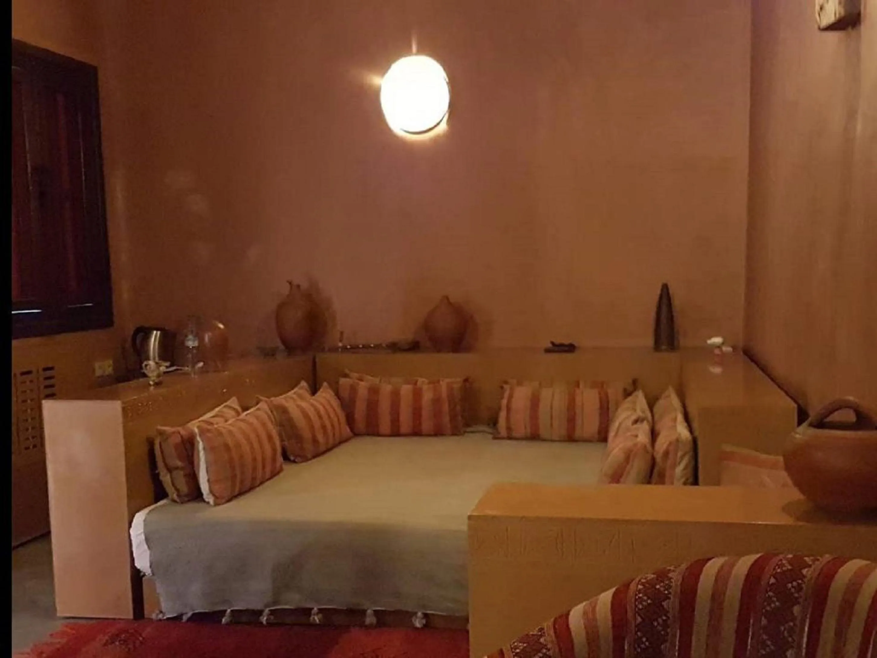 Living room, Bed in Terres d'Amanar