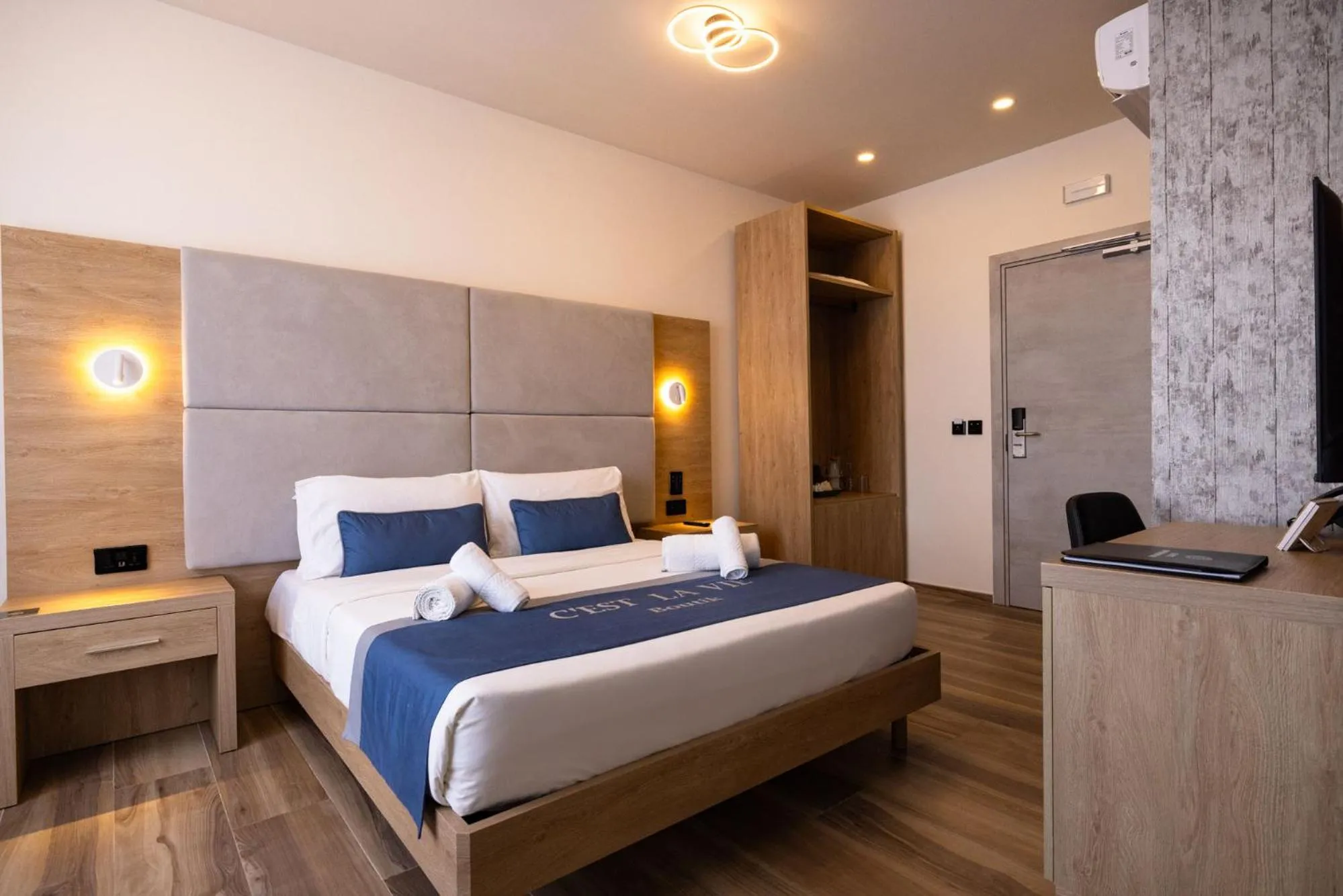 Bedroom, Bed in C'est La Vie Boutik Swieqi