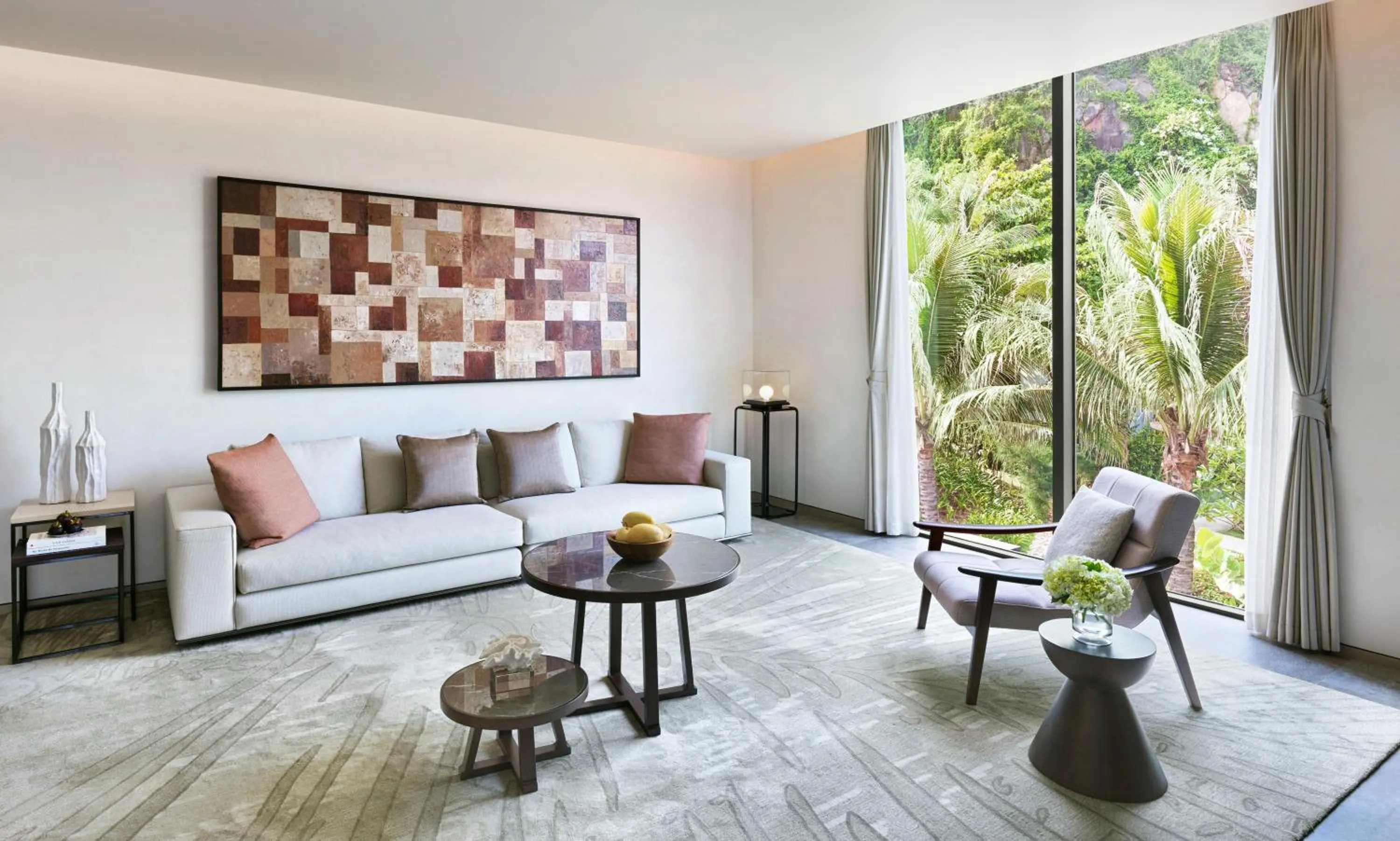 Living room in Gran Meliá Nha Trang