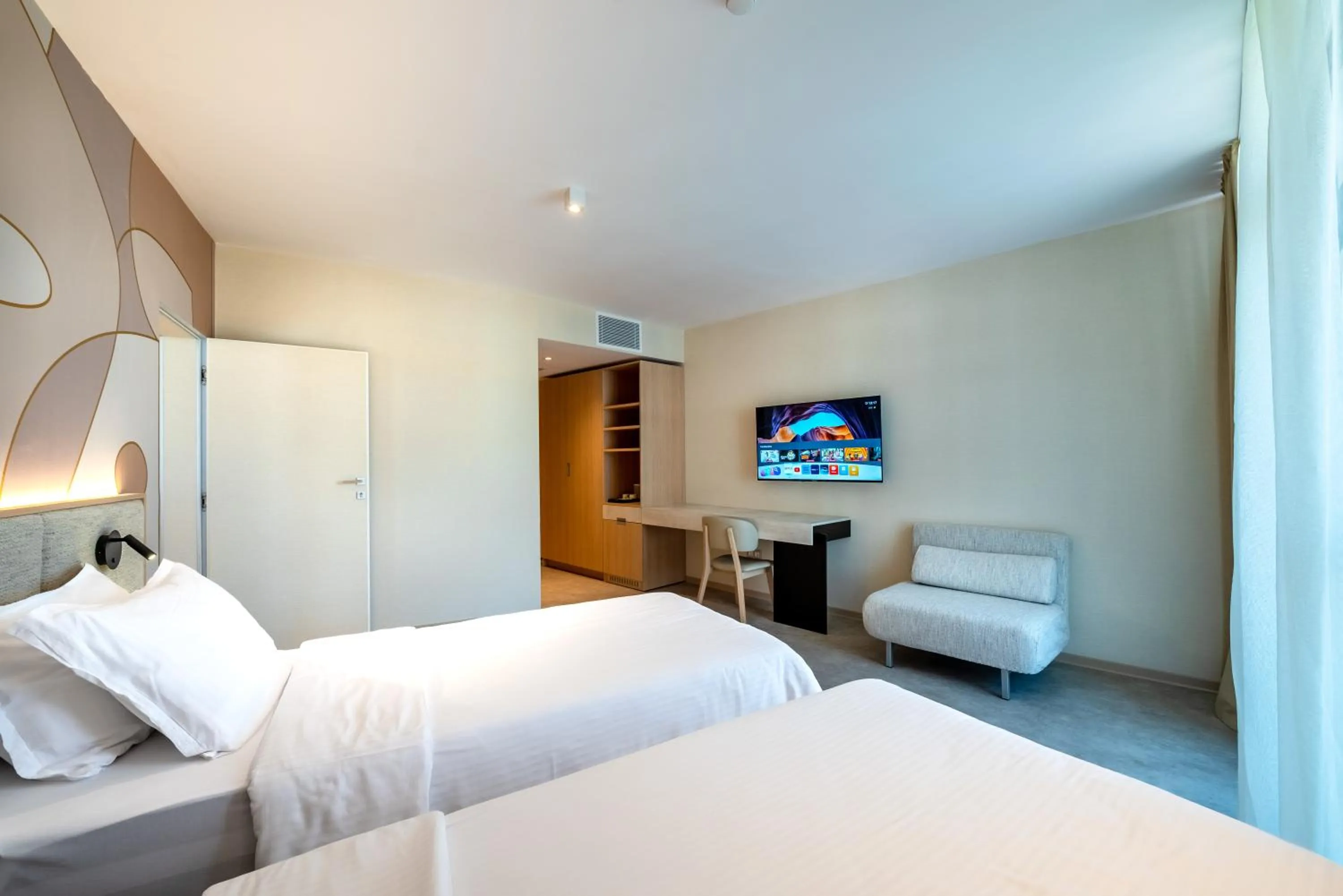 Photo of the whole room, Bed in Hotel Zenith