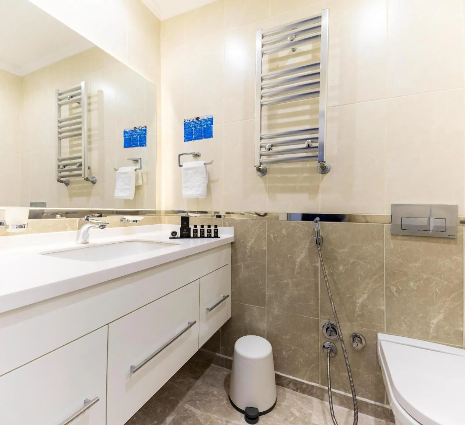 Bathroom in Mayar Residence Hotel