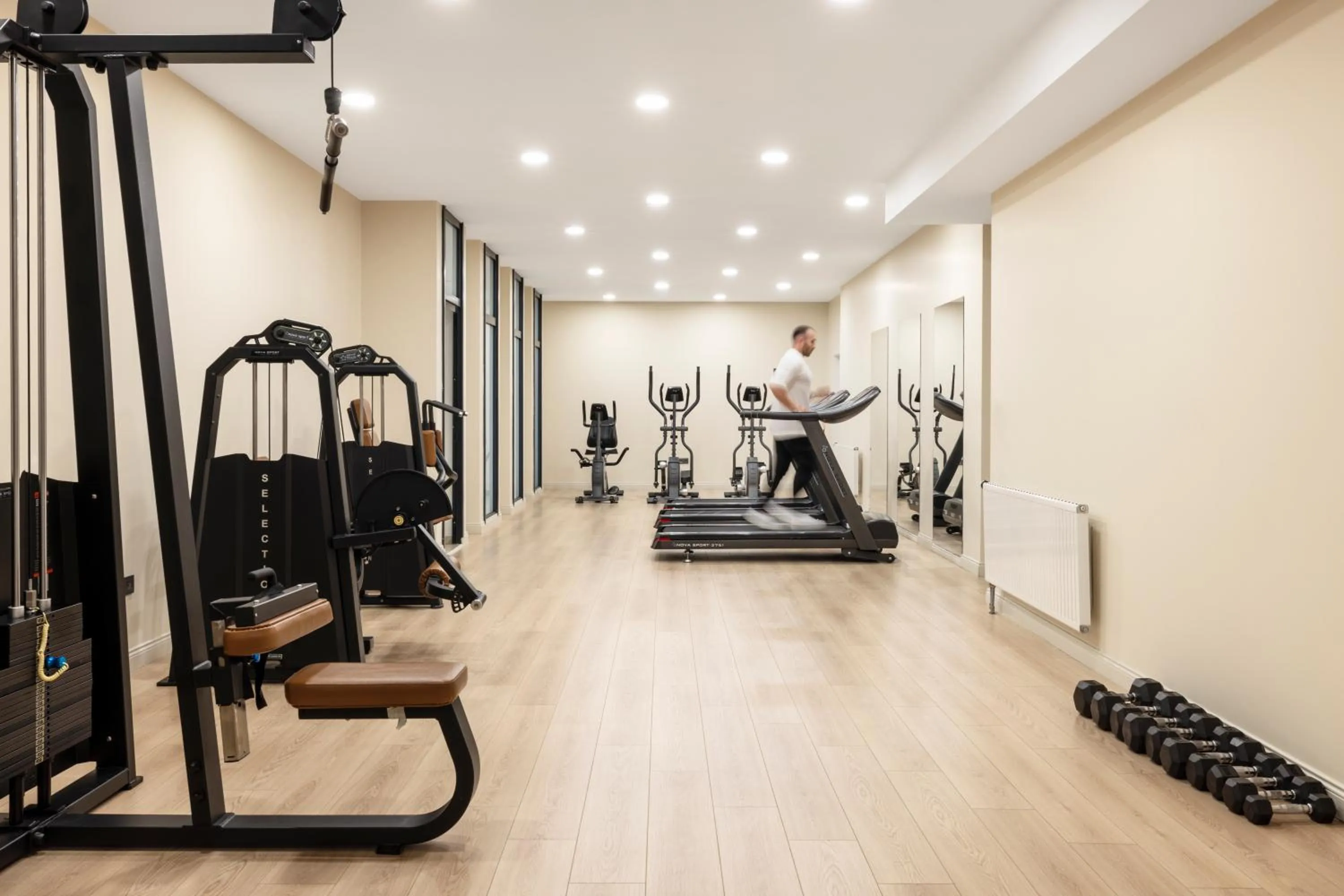 Fitness centre/facilities in Mayar Residence Hotel