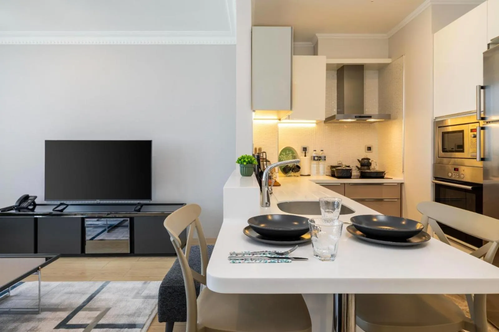 Kitchen or kitchenette in Mayar Residence Hotel