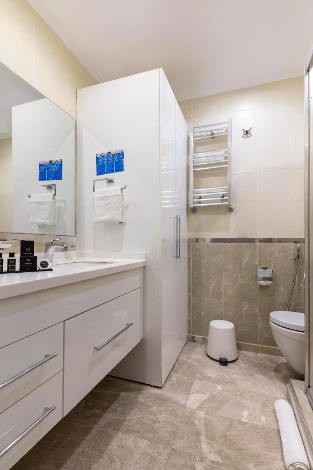 Bathroom in Mayar Residence Hotel
