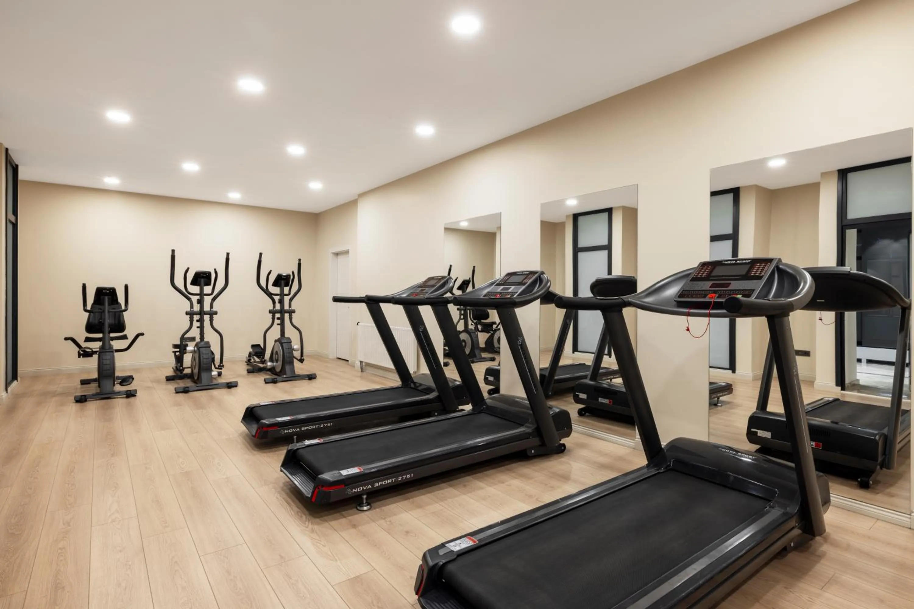 Fitness centre/facilities in Mayar Residence Hotel