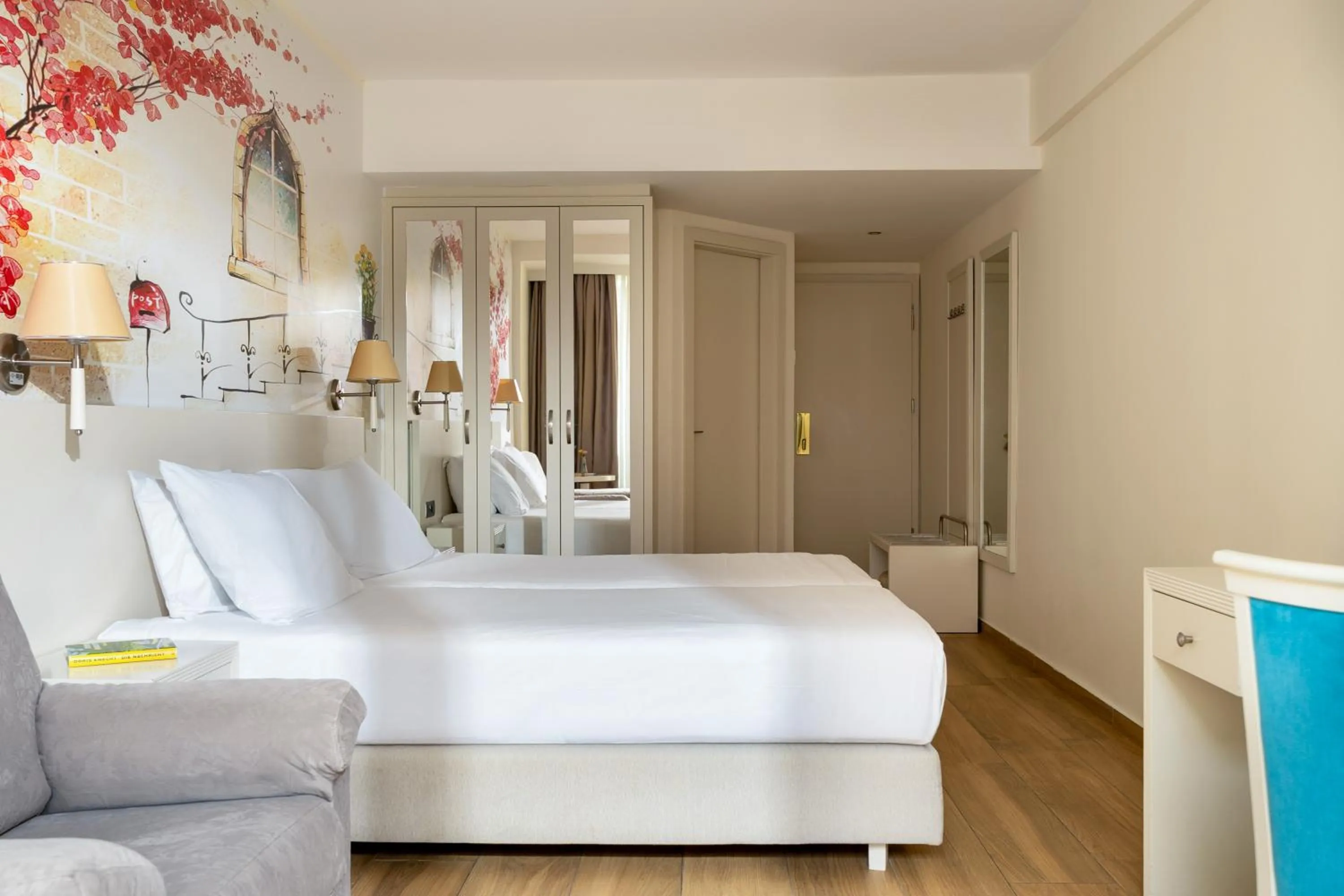 Bedroom, Bed in Iberostar Waves Bellevue All Inclusive