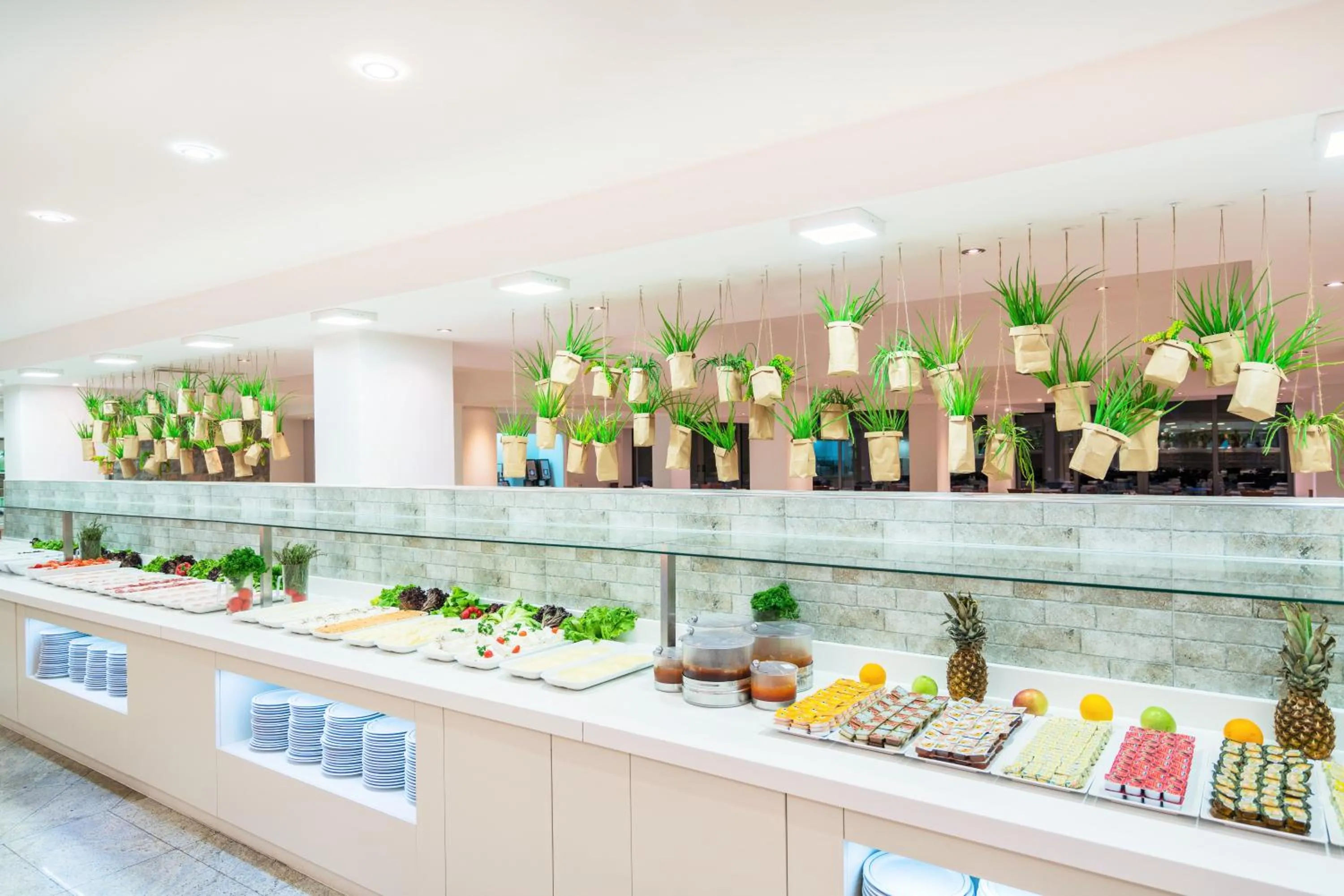 Restaurant/places to eat in Iberostar Waves Bellevue All Inclusive