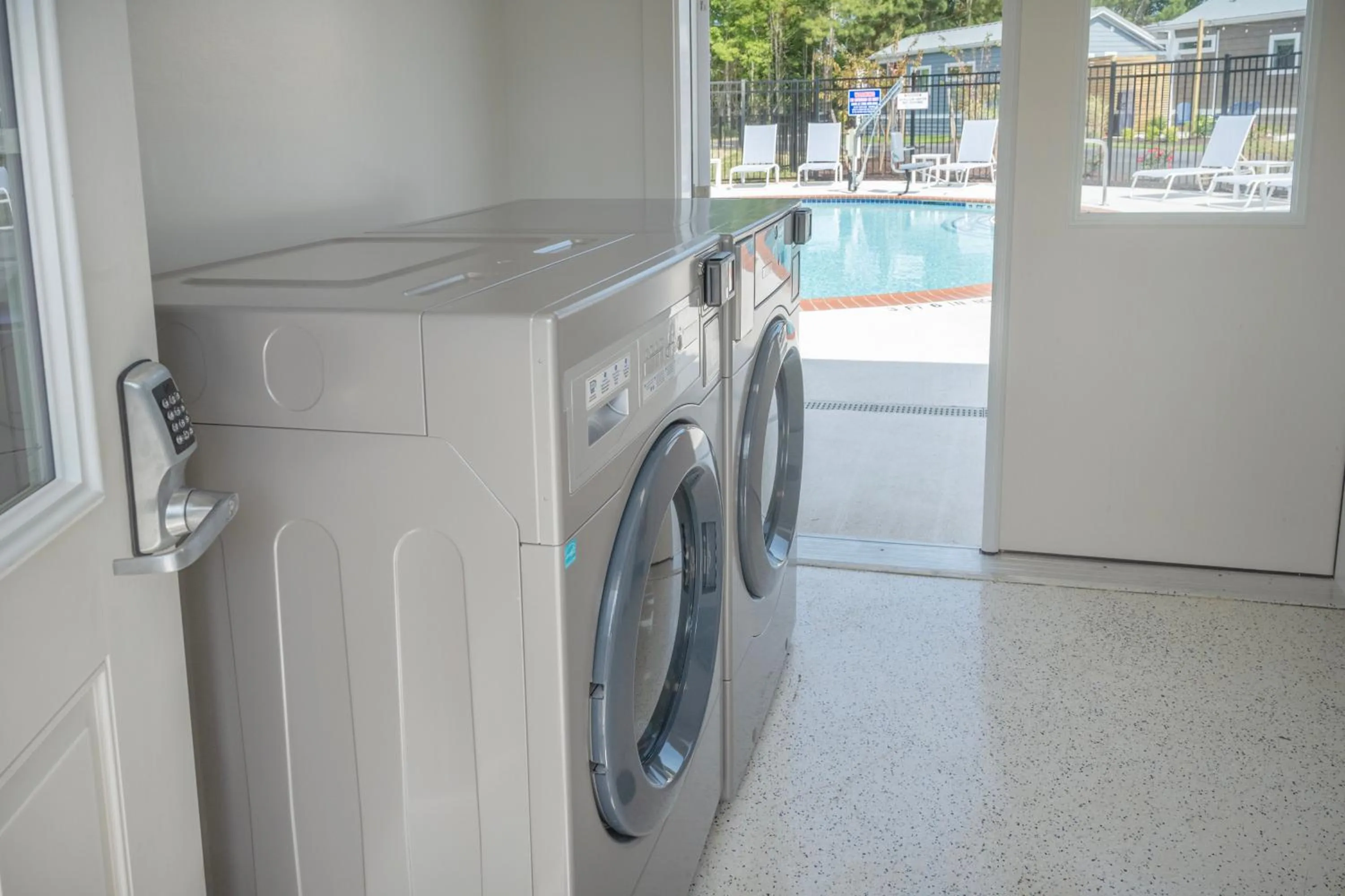 Property building in Shore Point Cottages