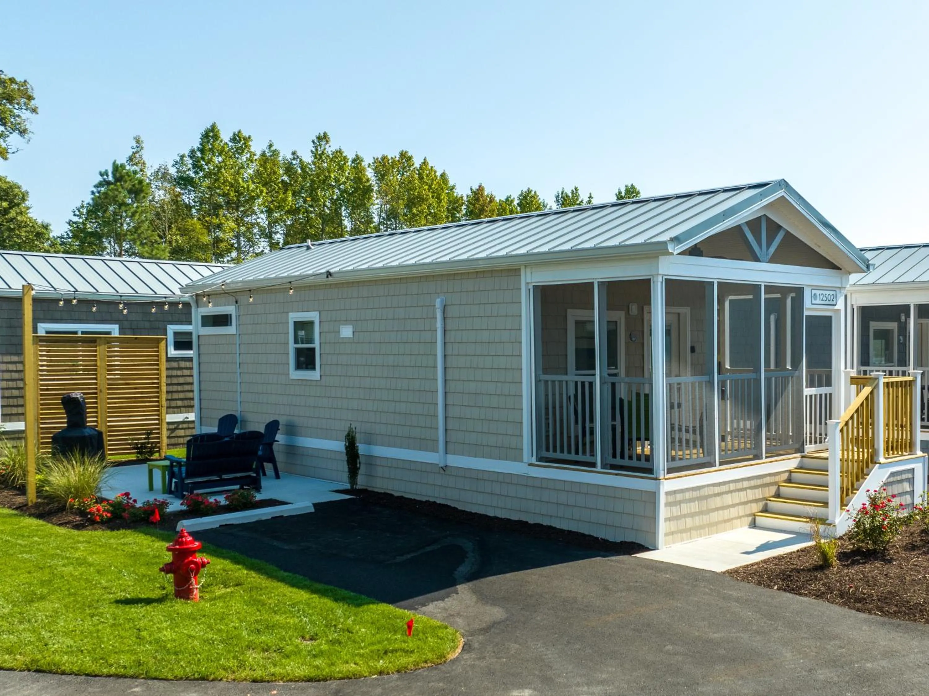 Property building in Shore Point Cottages