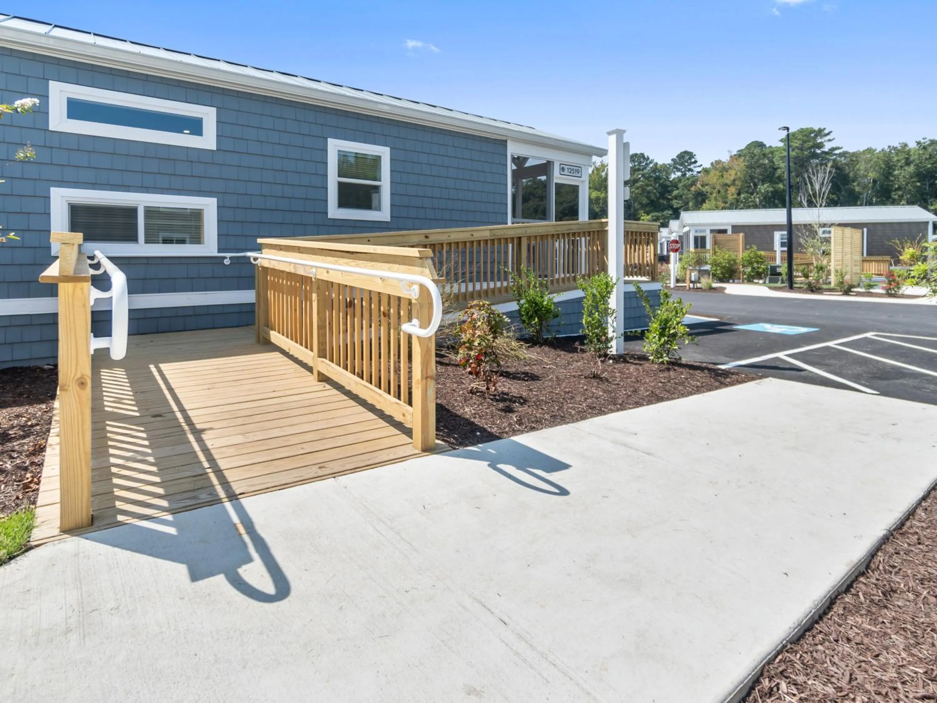 Garden in Shore Point Cottages