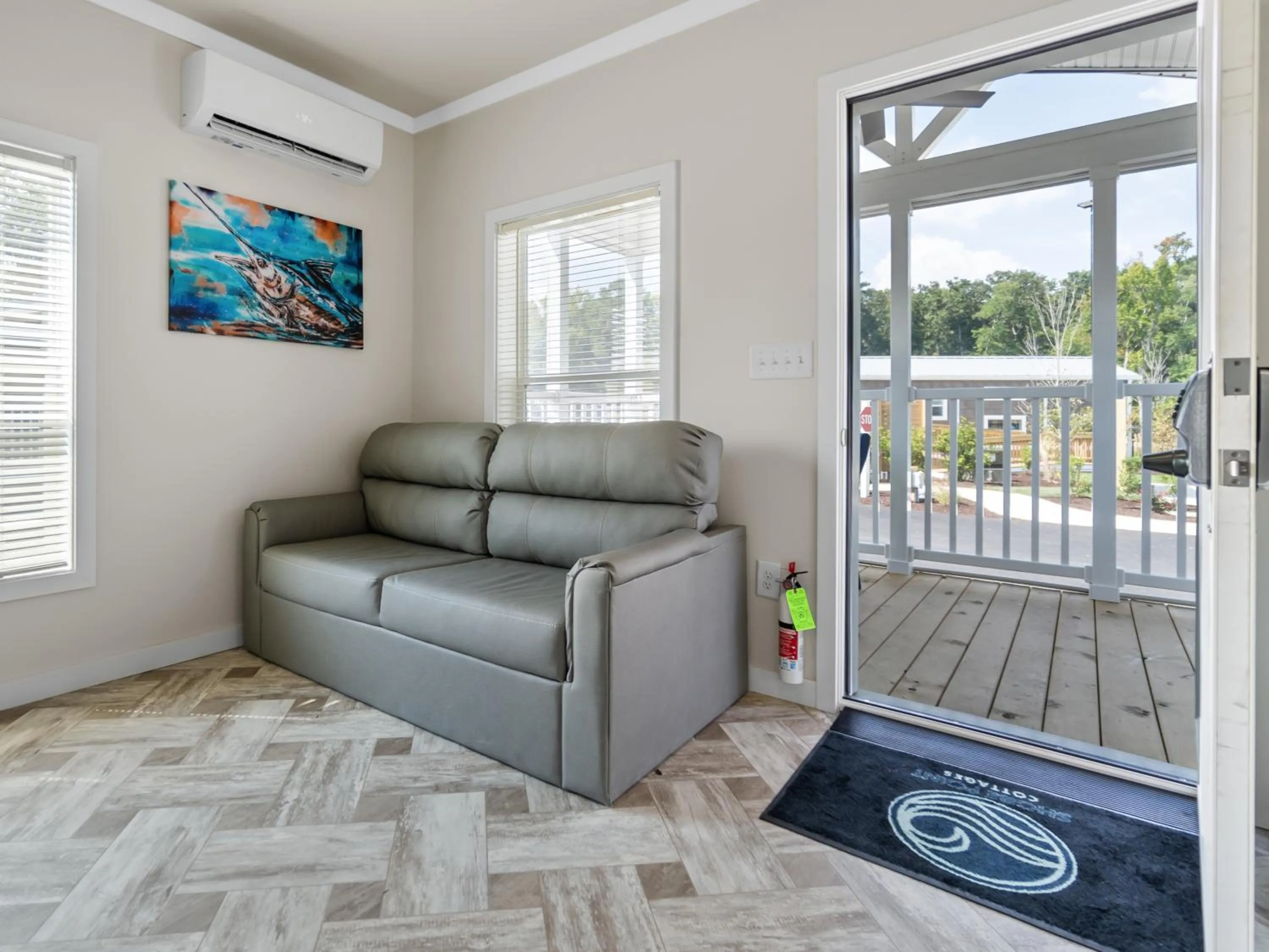 Living room in Shore Point Cottages