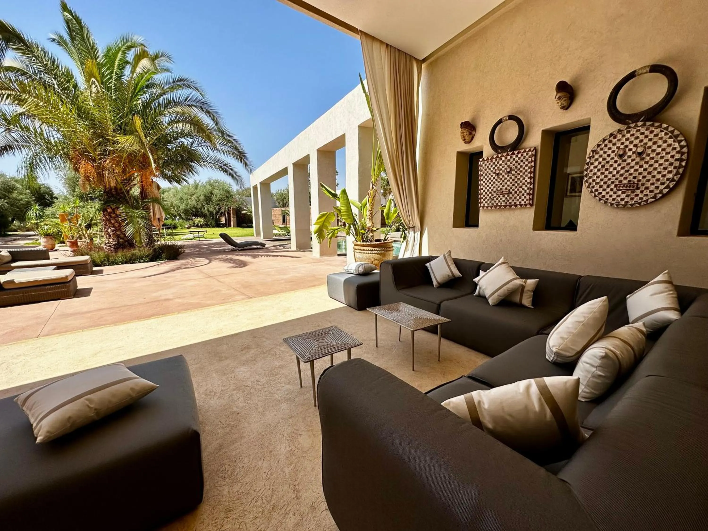 Lounge or bar in Les Jardins de Kesali By La Siredrah