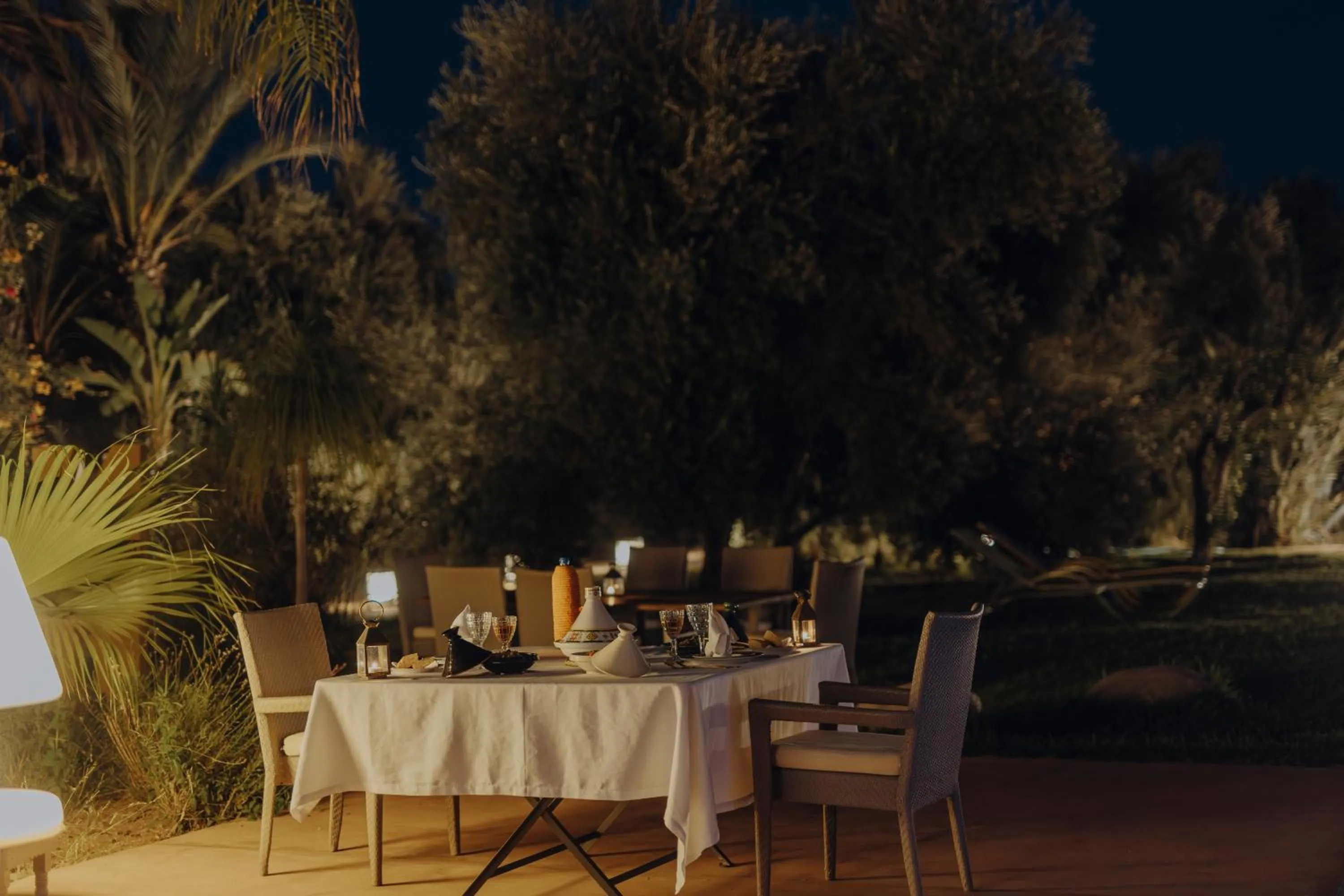 Restaurant/places to eat in Les Jardins de Kesali By La Siredrah