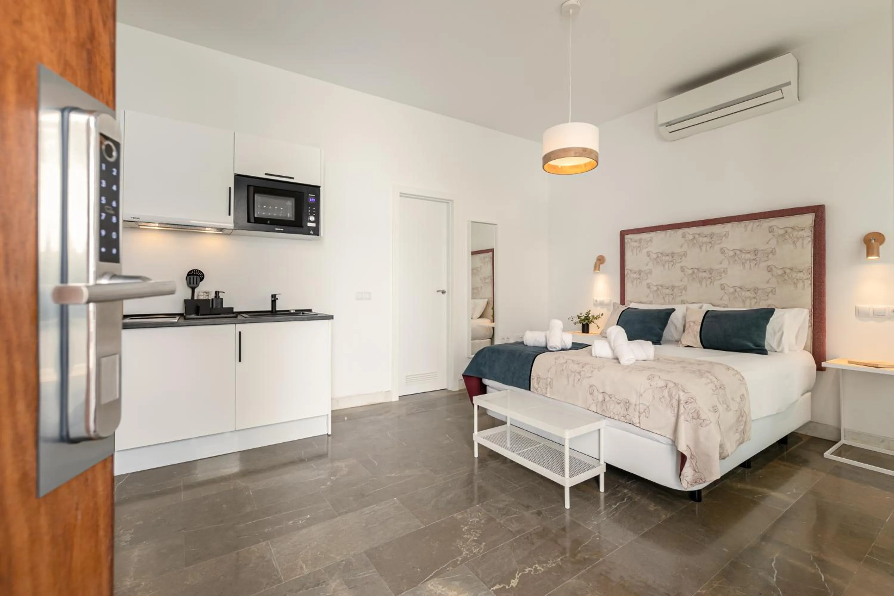 Apartment - Ground Floor in ISG Apartments Zaragoza-FREE PARKING