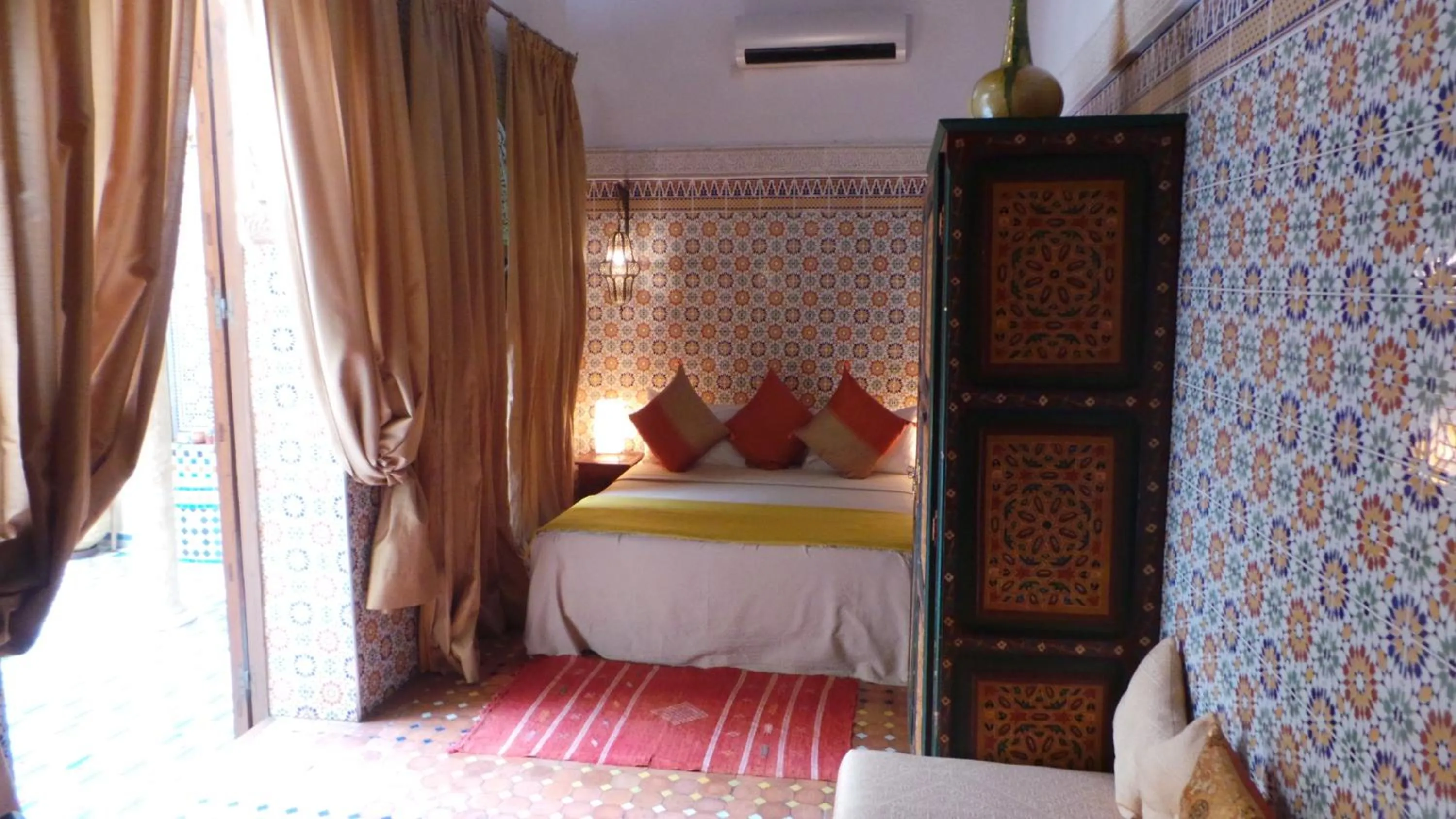 Bedroom, Bed in Riad Dar Zouhour