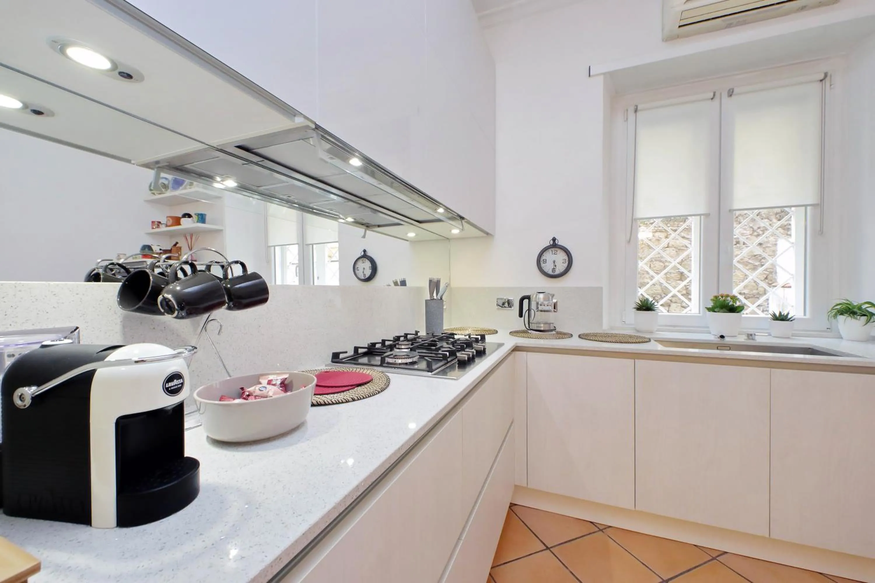 kitchen in suity I cozy anglona apartment