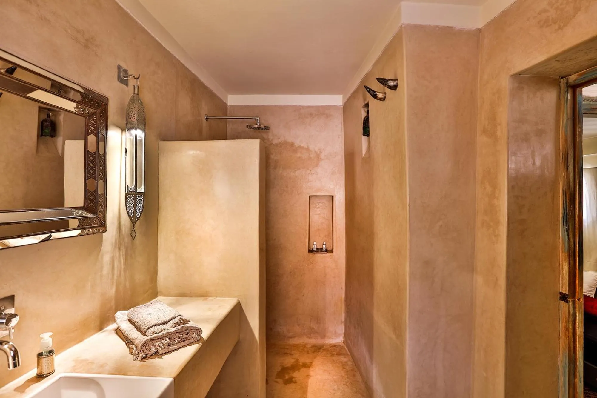 Bathroom in Hotel & Spa Dar Bensouda