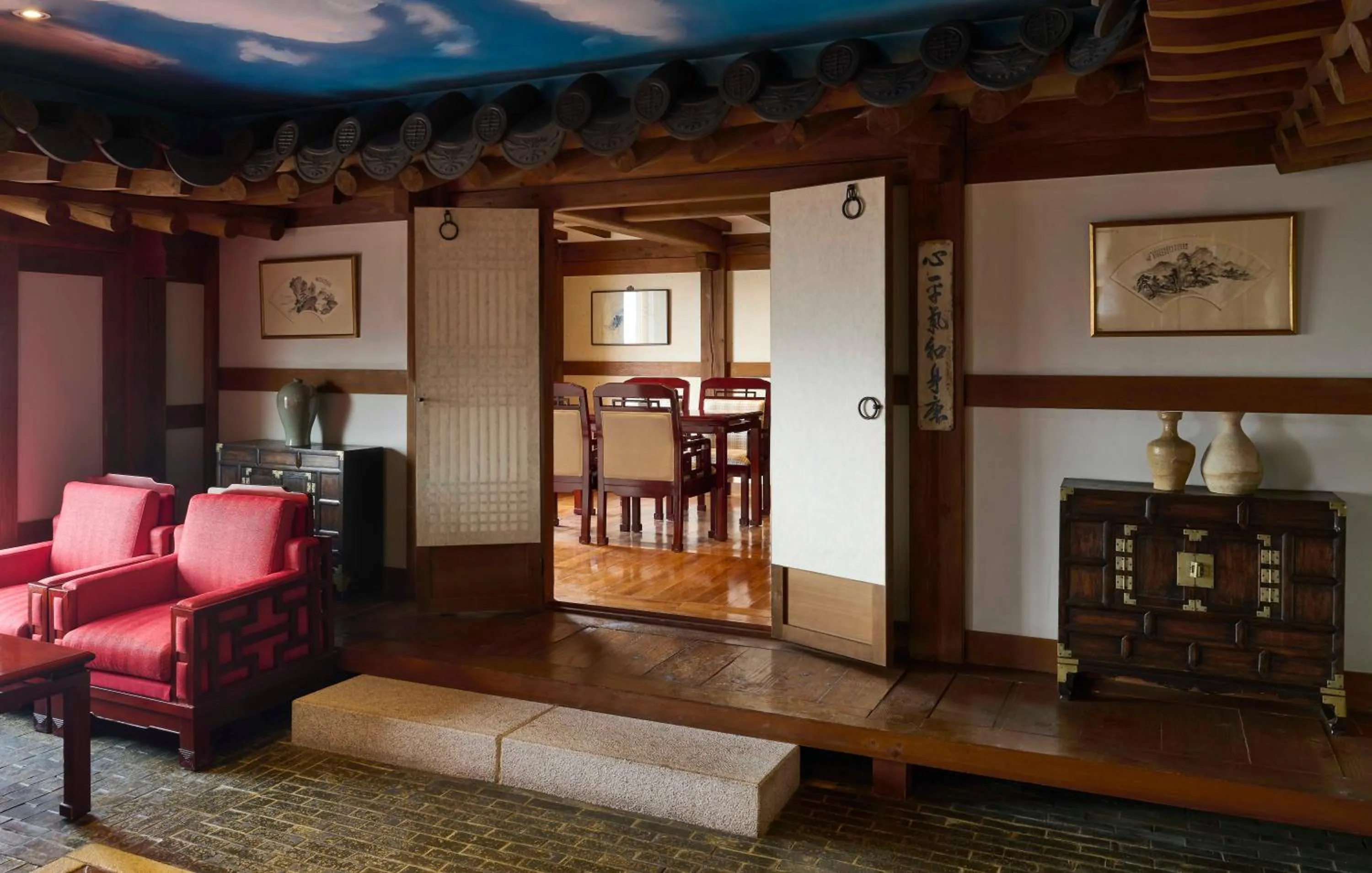 Dining area in Grand Mercure Imperial Palace Seoul Gangnam