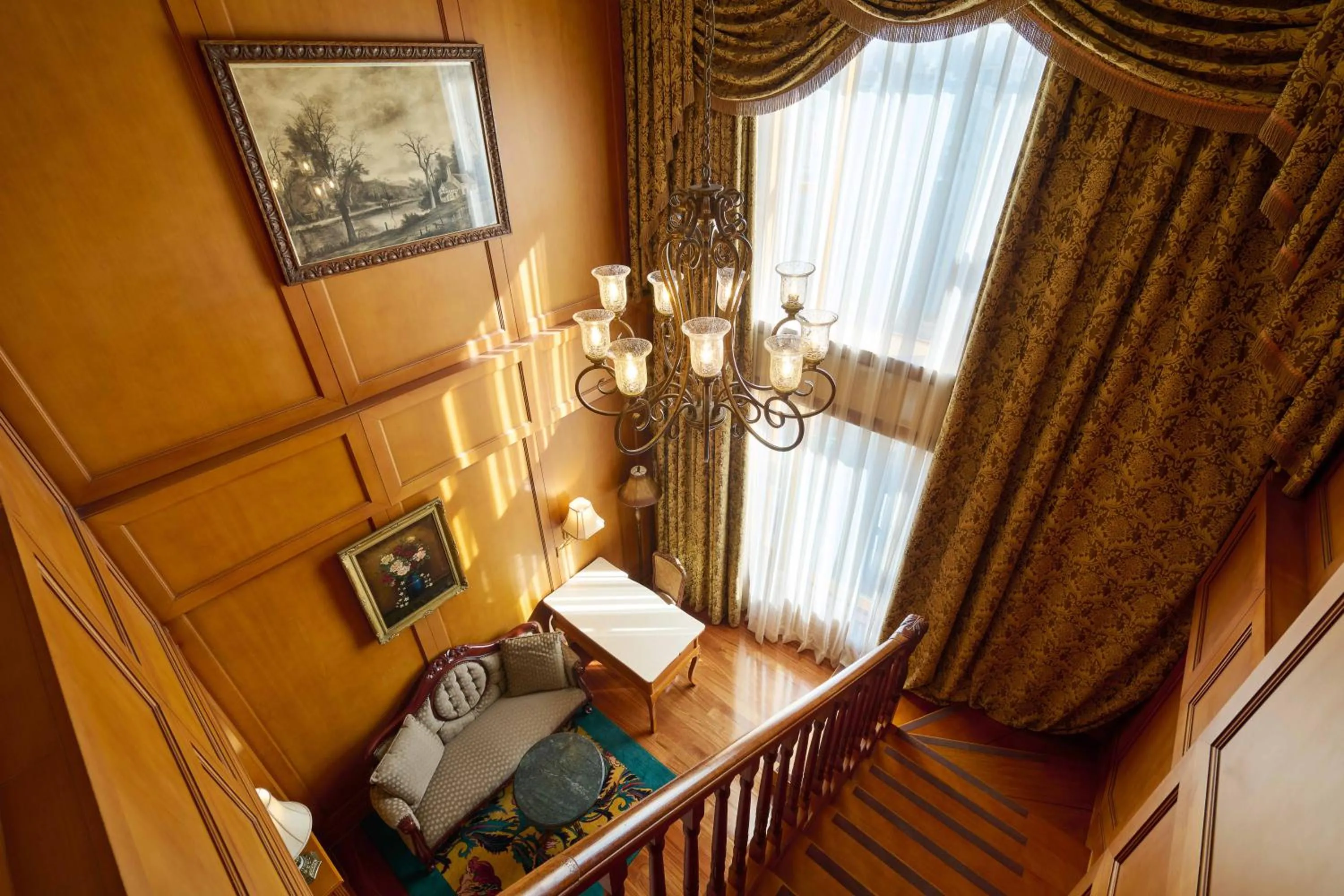 Bed in Grand Mercure Imperial Palace Seoul Gangnam