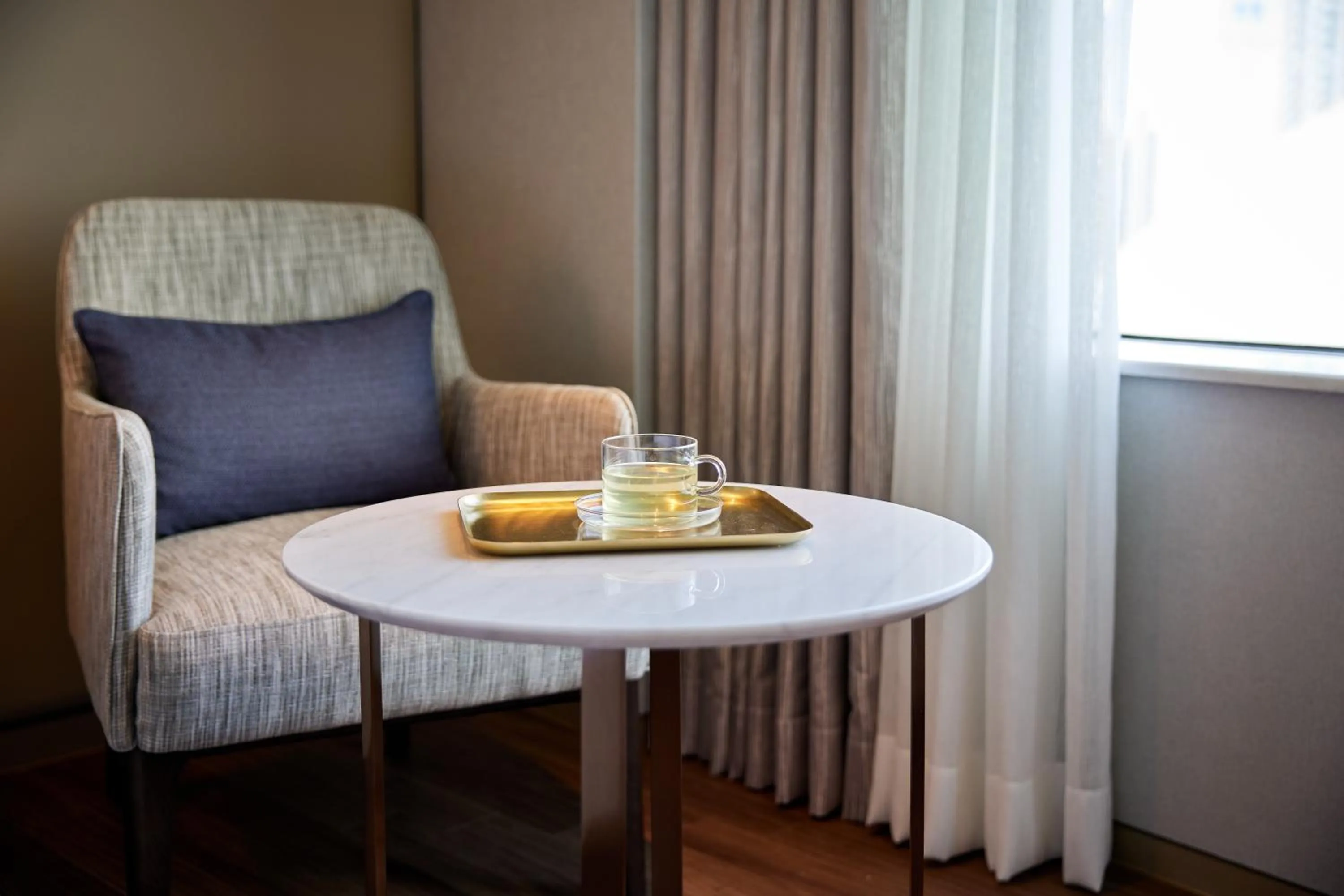 Seating area in Lotte Hotel World