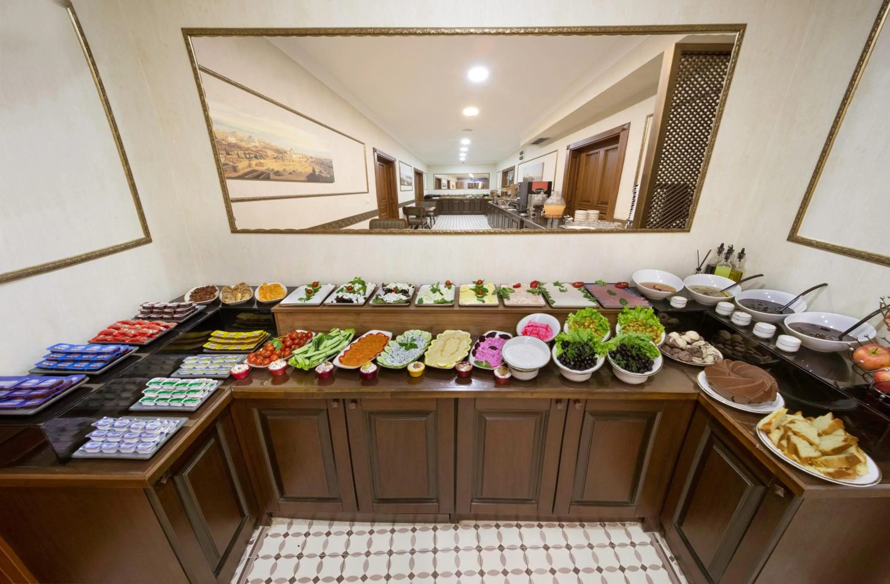 Breakfast in Bender Hotel