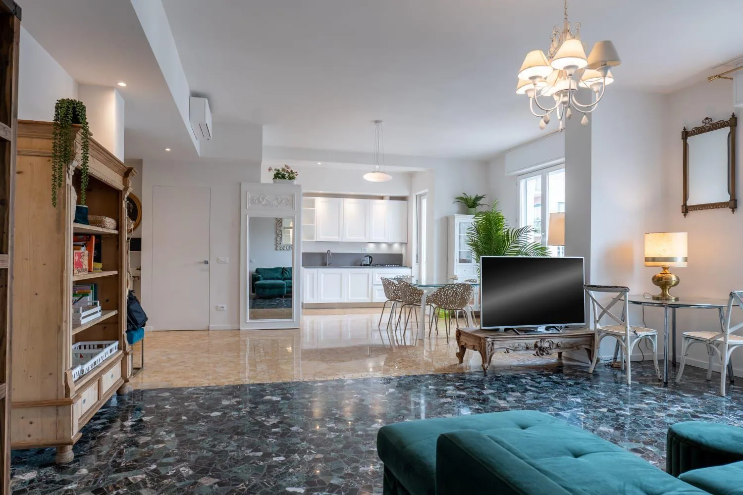 Amazing top floor