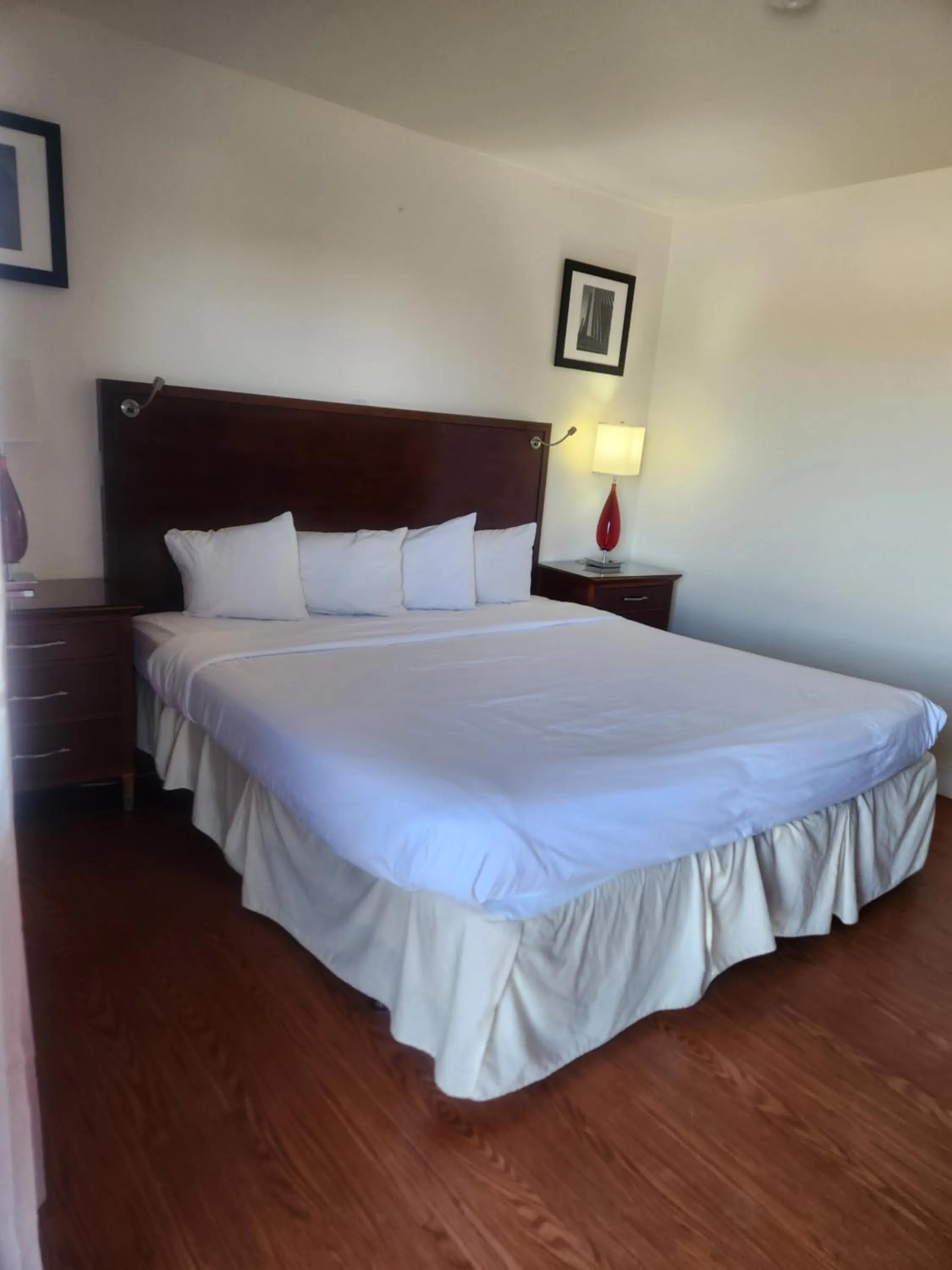 Bed in Willcox Extended Inn and Suites