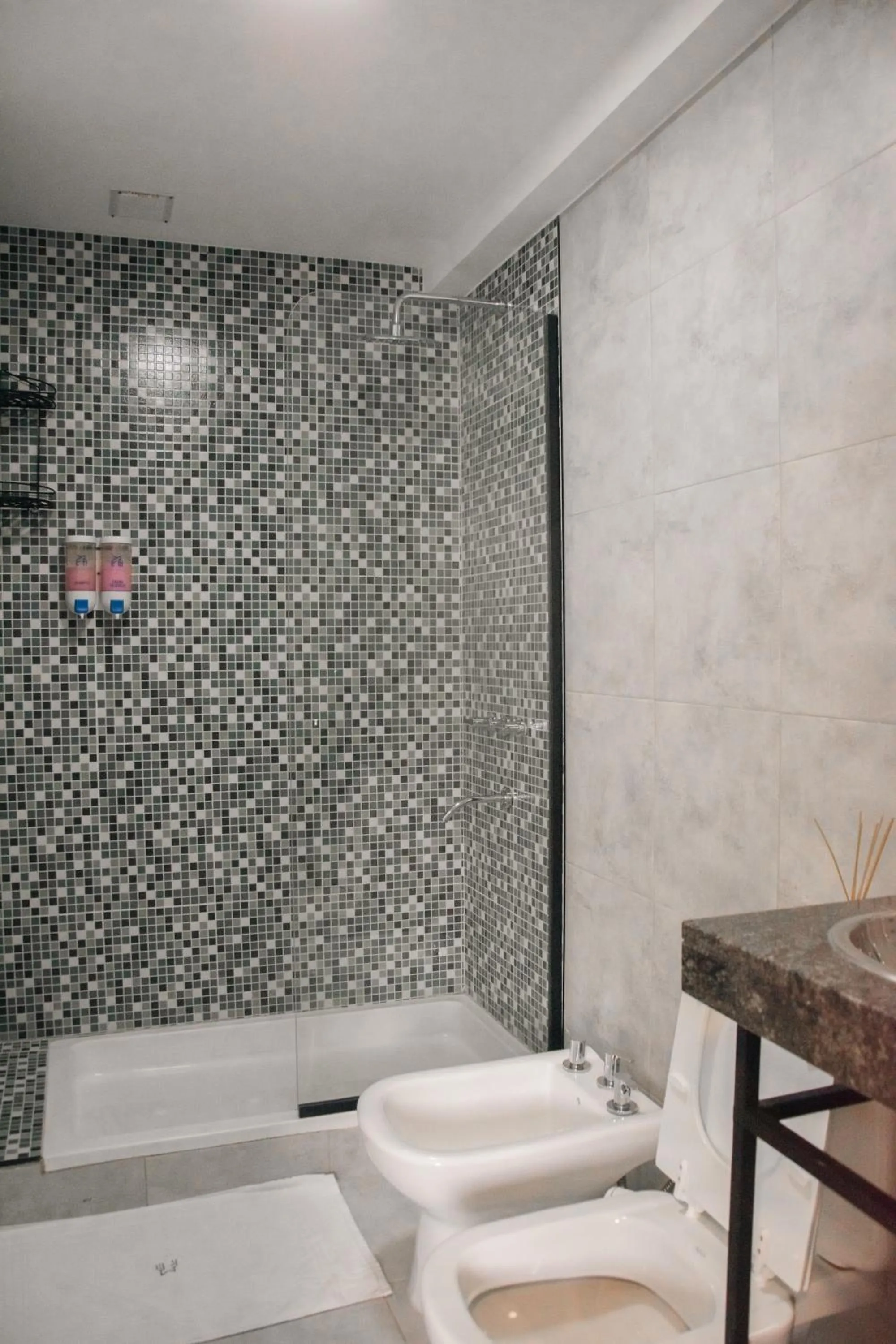 Bathroom in Distrito A FMA-Coliving