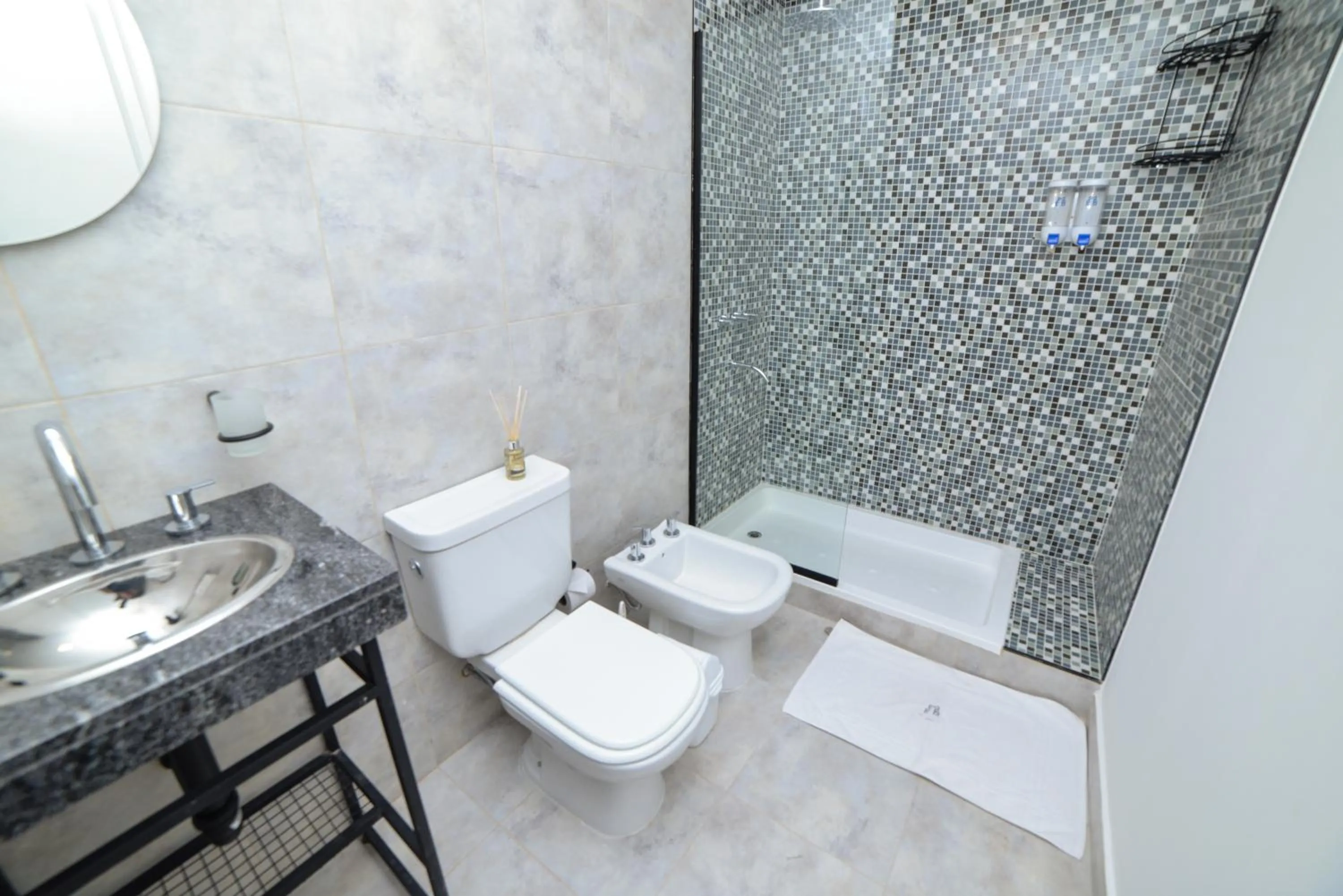 Bathroom in Distrito A FMA-Coliving