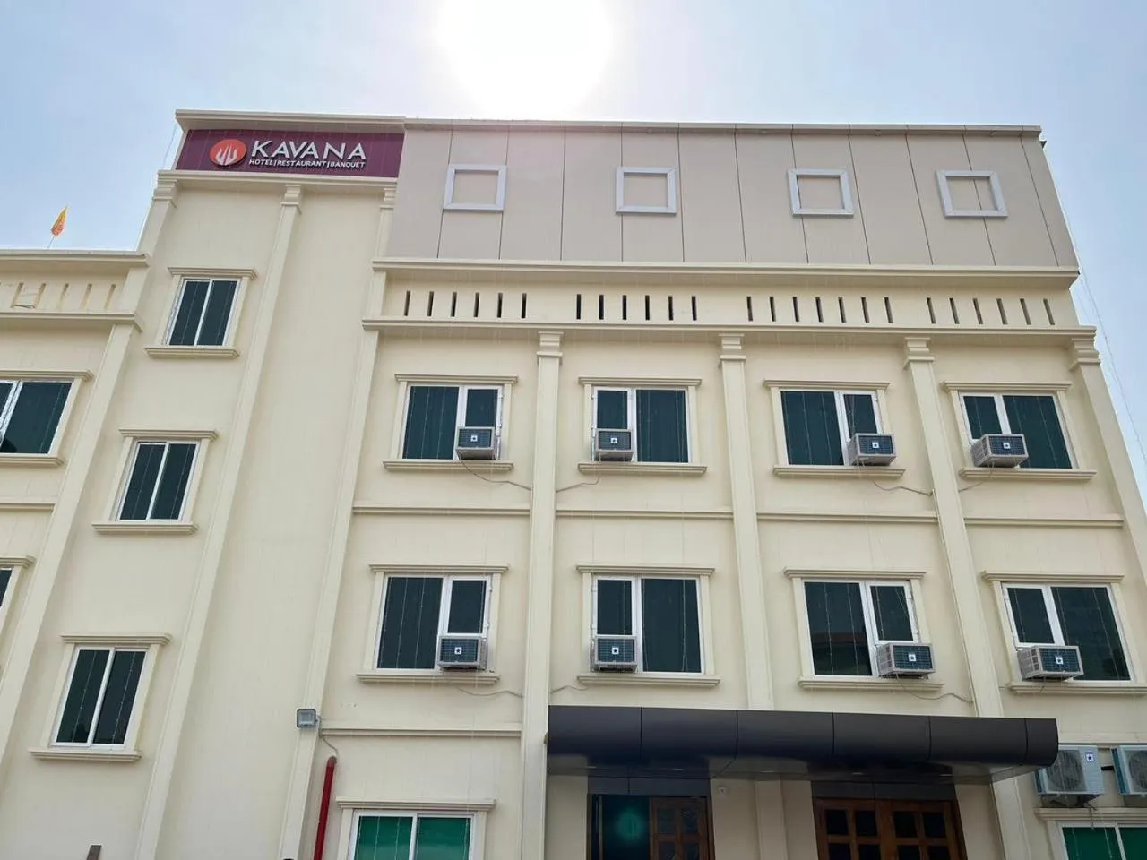 Property building in HOTEL KAVANA