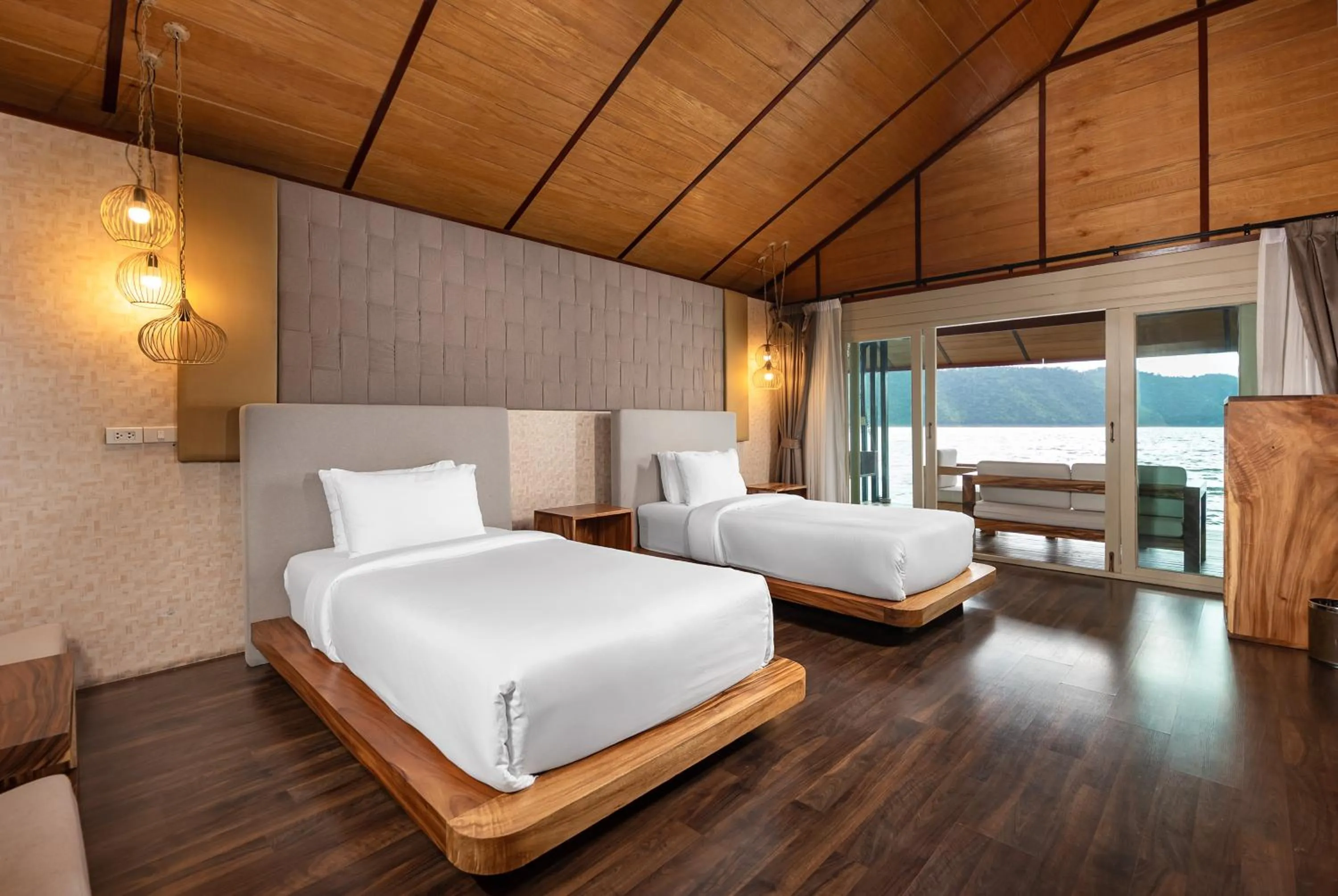 Bed in Ruknam Resort