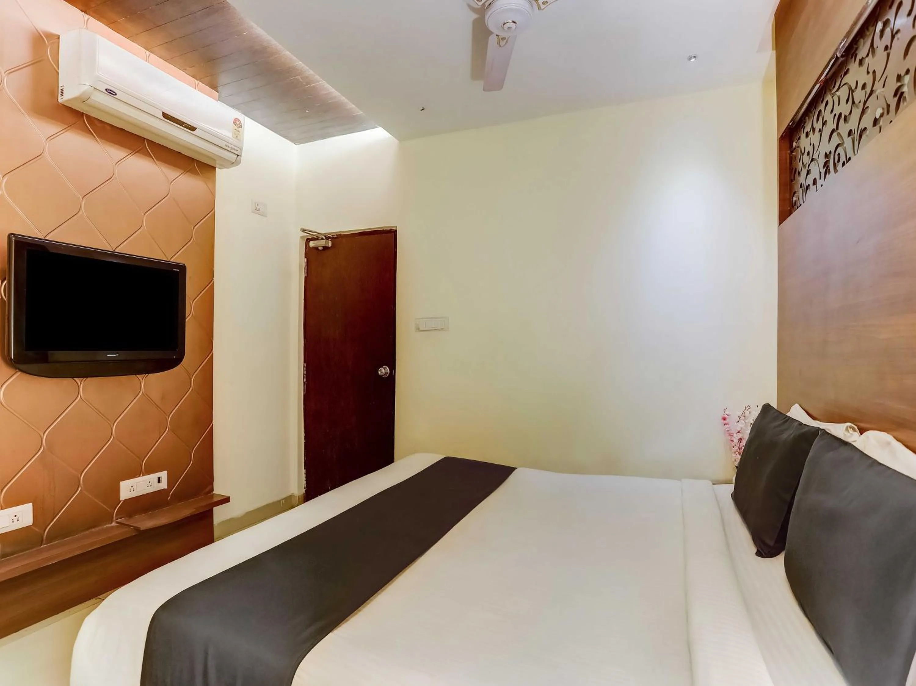 Bedroom in Collection O Grand Krishna