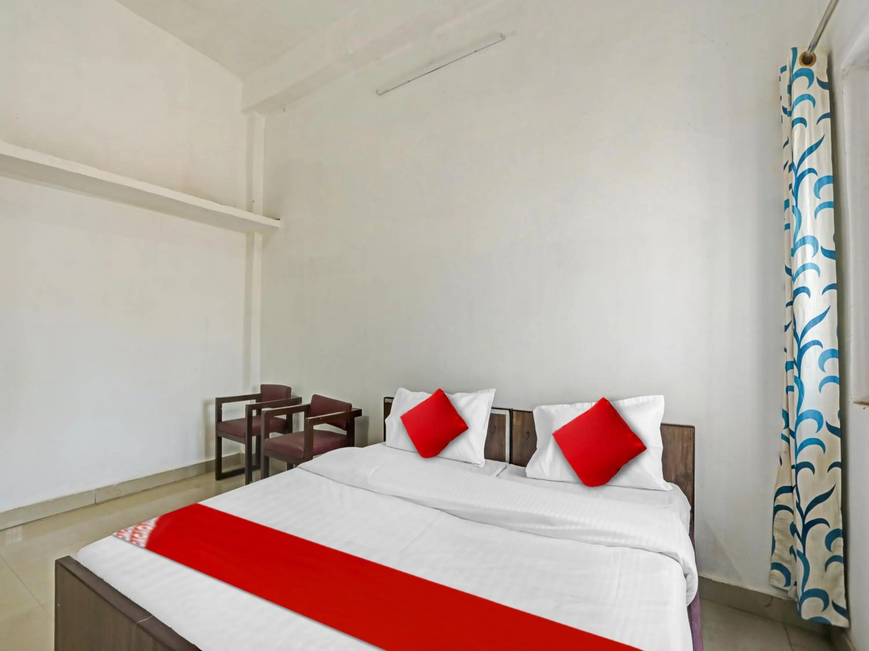 Bedroom, Bed in Hotel O by OYO easy stay inn